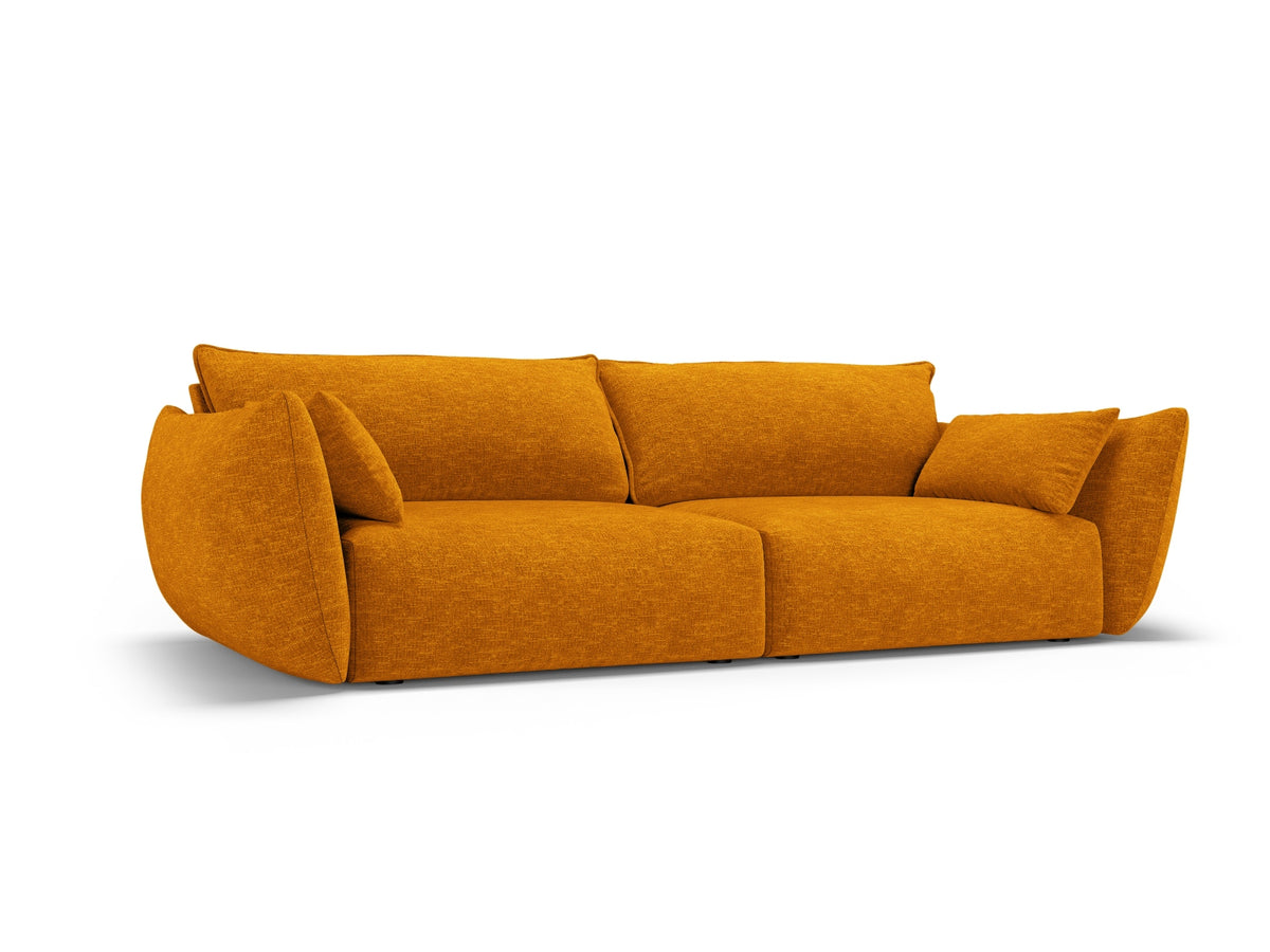3er Sofa Matera mit Stoffbezug, Massivholzrahmen und schwarzen Kunststoffbeinen
