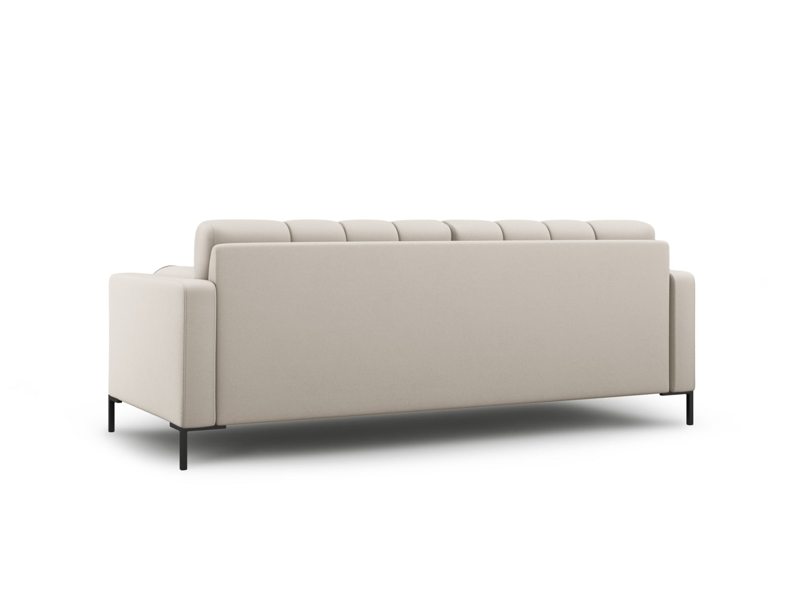 Elegantes 3-Sitzer Sofa Bali von Cosmopolitan Design, ideal für stilvolle Wohnräume und entspannte Stunden mit Freunden und Familie.