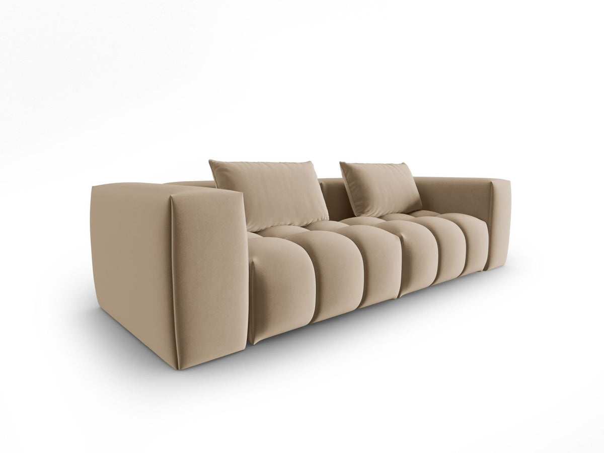 Modulares 3er Sofa Verona in Sand-Casino Samtstoff mit Massivholzrahmen und schwarzen Kunststoffbeinen, Cosmopolitan Design.