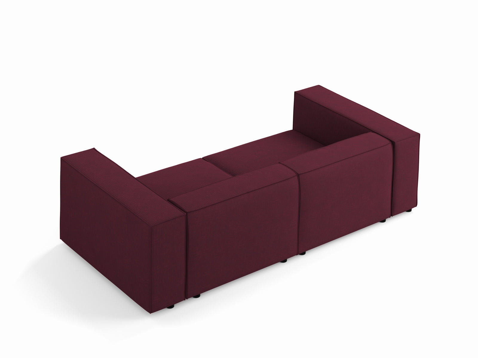 Arendal Sofa 3 Sitzer in Ruby präsentiert im Onlineshop von KAQTU Design AG. 3er Sofa ist von Cosmopolitan Design