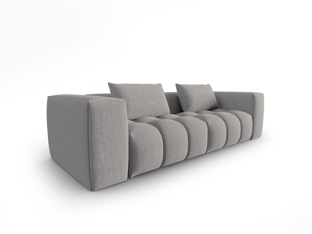 Modulares 3-Sitzer Sofa Verona in Beige mit Sorella-Stoffbezug, schwarzen Kunststoffbeinen und massivem Holzrahmen, Ansicht von vorne.