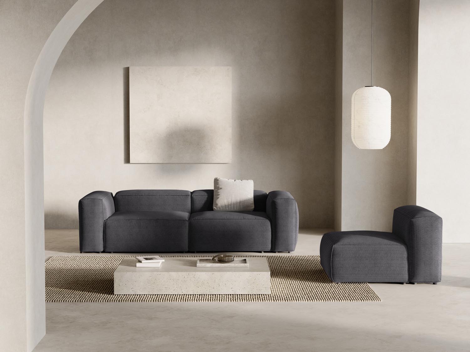 Entdecken Sie das elegante Bergamo Modular Sofa 3 Sitzer von Cosmopolitan Design – perfekt für Ihr modernes Zuhause und gemütliche Stunden!