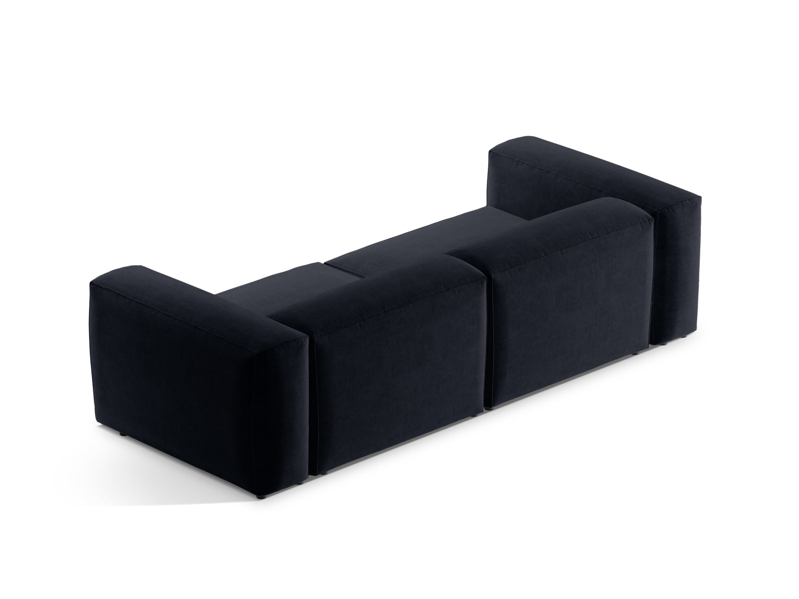 Entdecken Sie das elegante Bergamo Modular Sofa 3 Sitzer von Cosmopolitan Design – perfekt für Ihr modernes Zuhause und gemütliche Stunden!