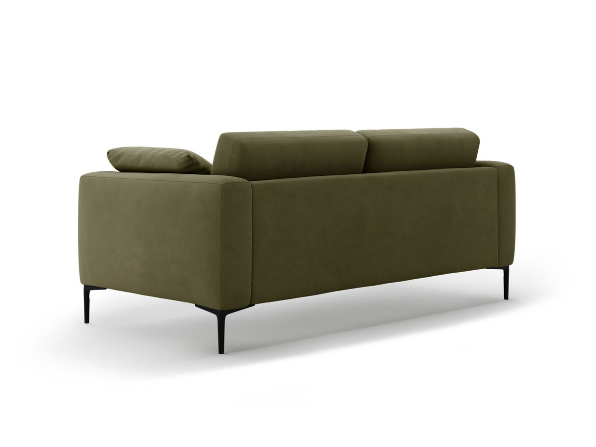 3er Sofa Lazio von Cosmopolitan Design mit Veloursstoff-Bezug in Beige-Salvador, Massivholzrahmen und schwarzen Metallbeinen aus Stahl.