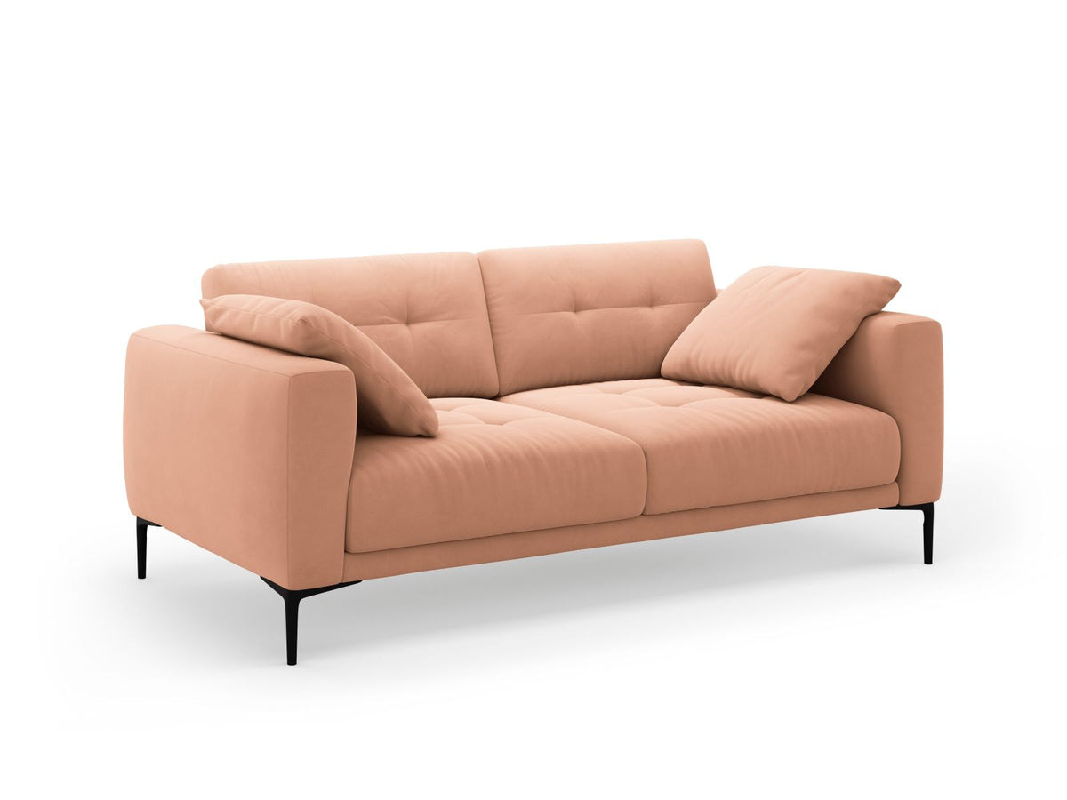 3er Sofa Lazio von Cosmopolitan Design mit Veloursstoff-Bezug in Beige-Salvador, Massivholzrahmen und schwarzen Metallbeinen aus Stahl.