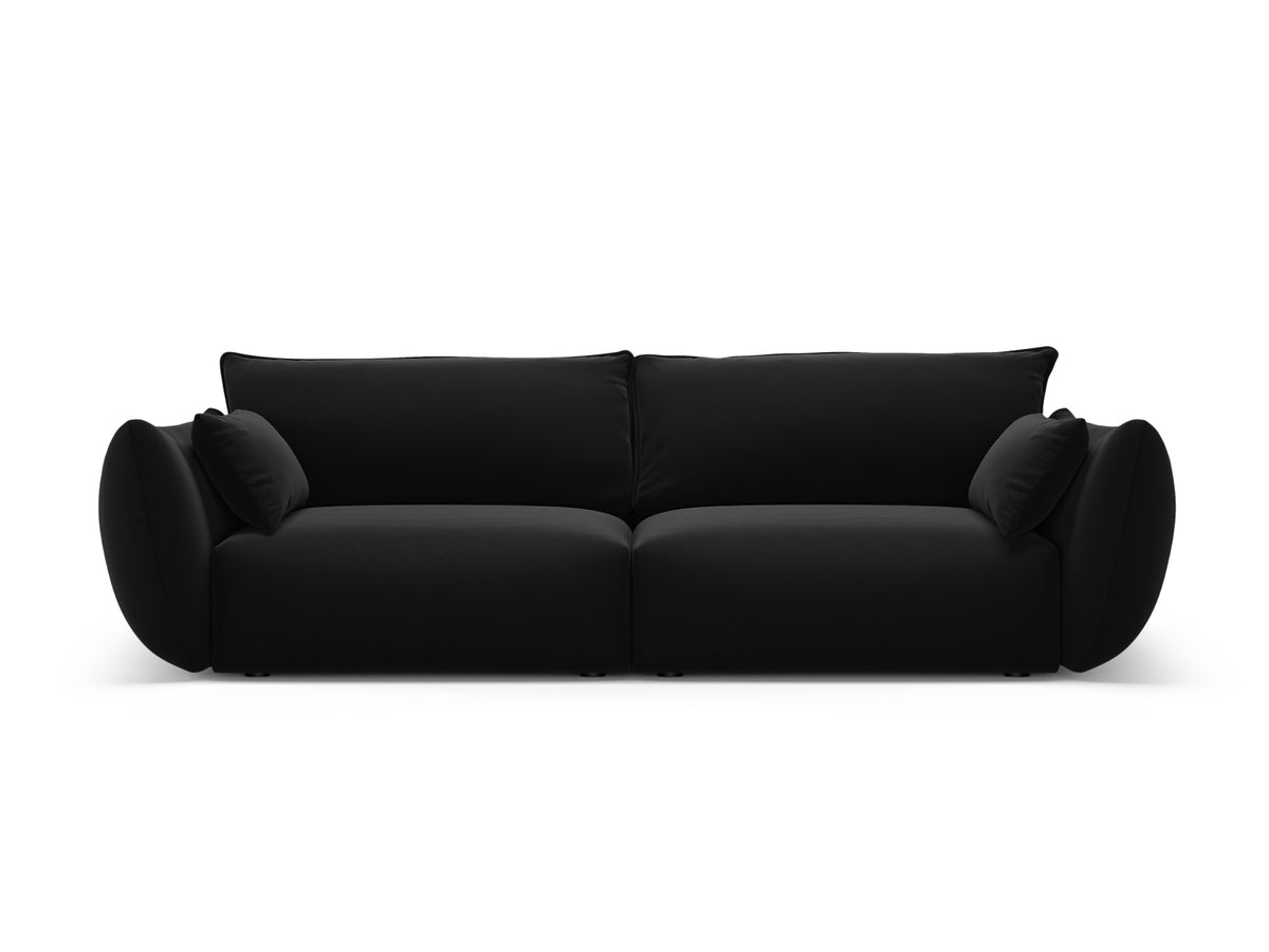 3er Sofa Matera mit Stoffbezug, Massivholzrahmen und schwarzen Kunststoffbeinen
