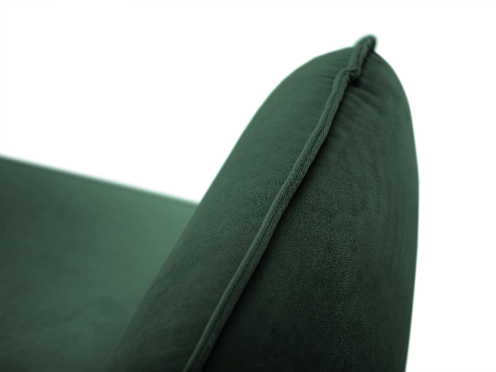 Elegantes 3-Sitzer Sofa aus hochwertigem Velours, ideal für kleine Räume. Kombiniert Komfort mit modernem Design für Ihr Zuhause.