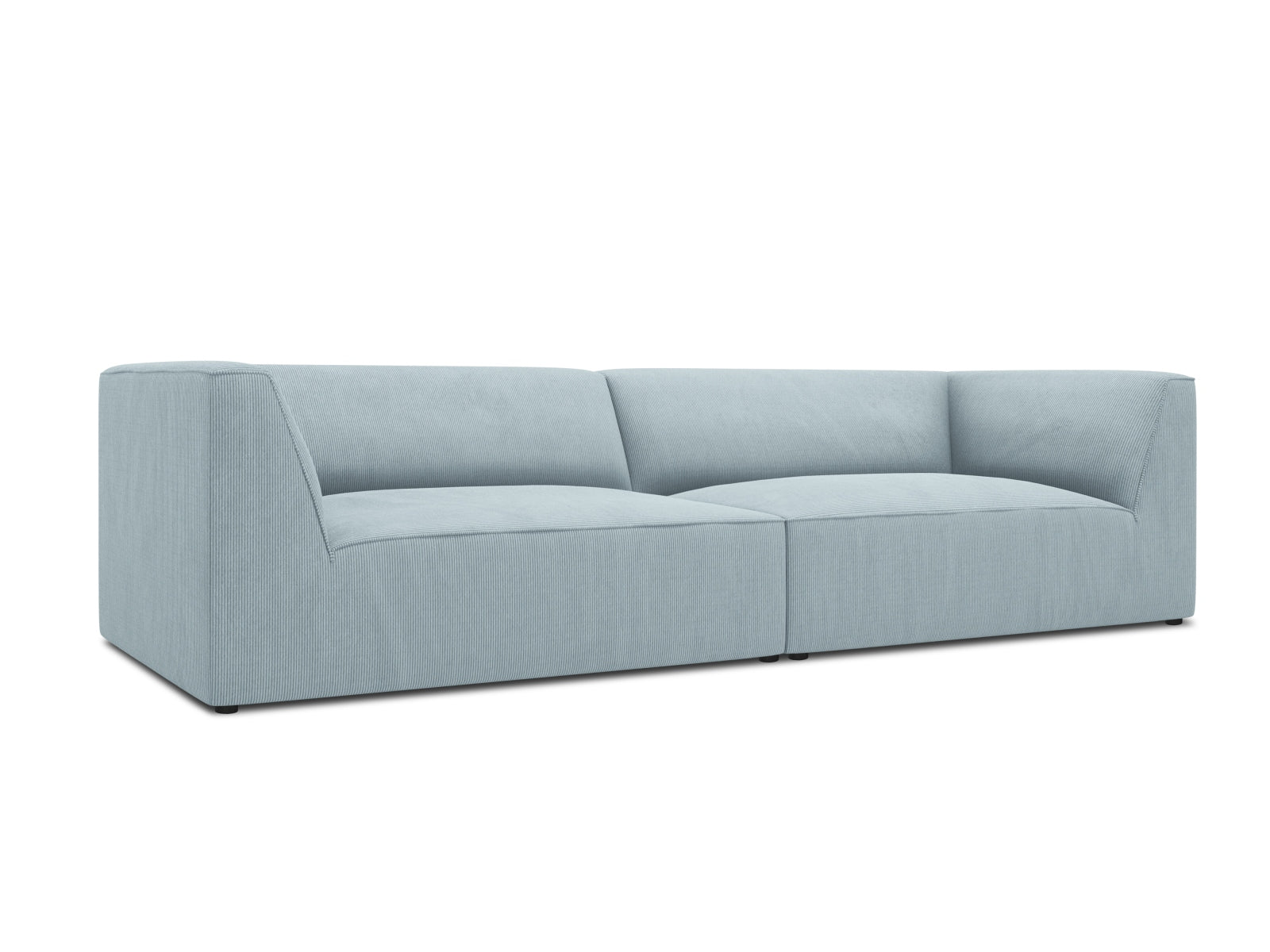 Entdecken Sie das Oslo 4-Sitzer Sofa von Cosmopolitan Design – stilvolles Velours, hervorragender Komfort und modernes Design für Ihr Zuhause.