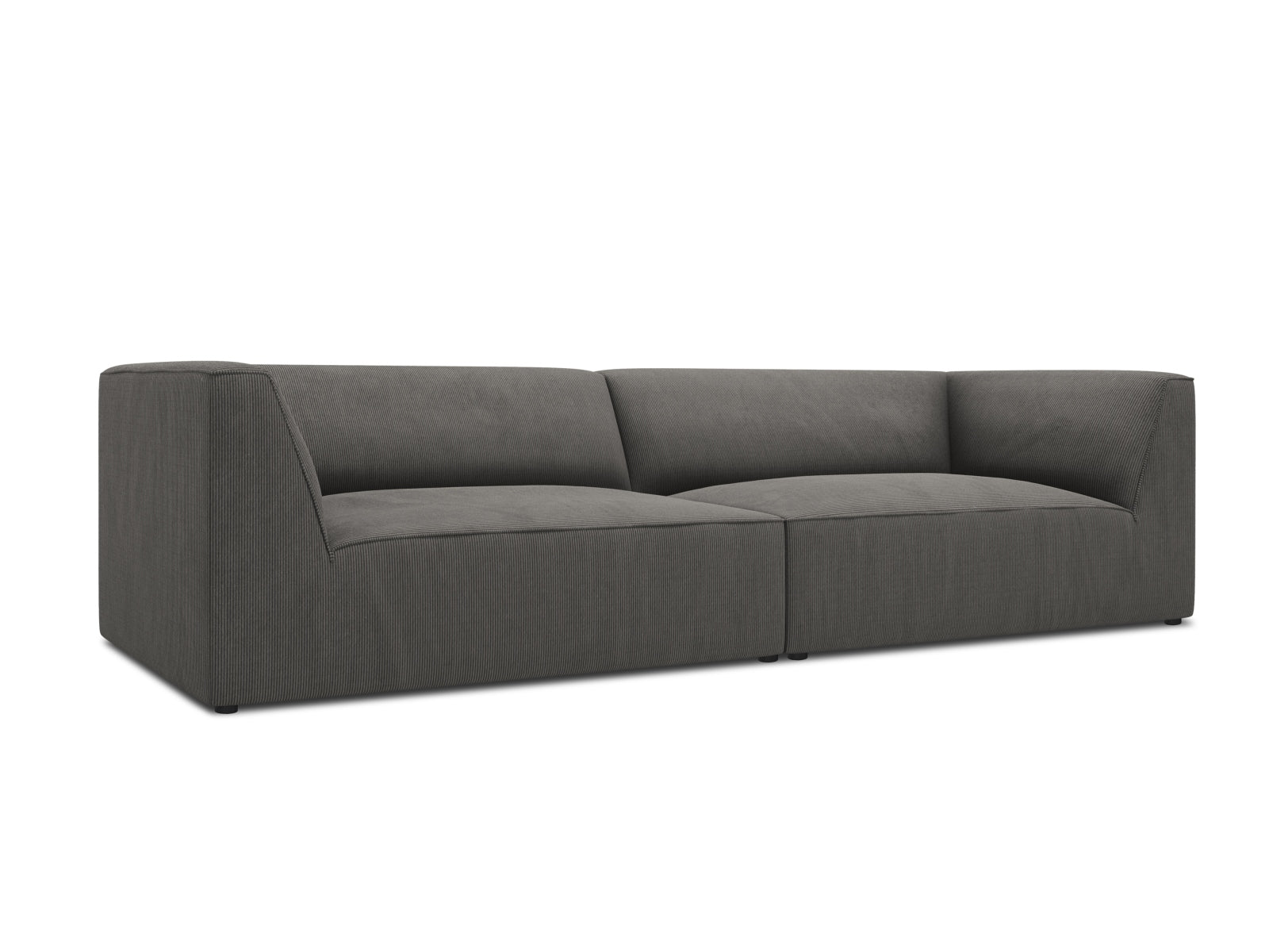 Erleben Sie das Oslo 4-Sitzer Sofa von Cosmopolitan Design – elegantes Velours, optimaler Sitzkomfort und zeitgemässes Design für Ihr Wohnambiente.