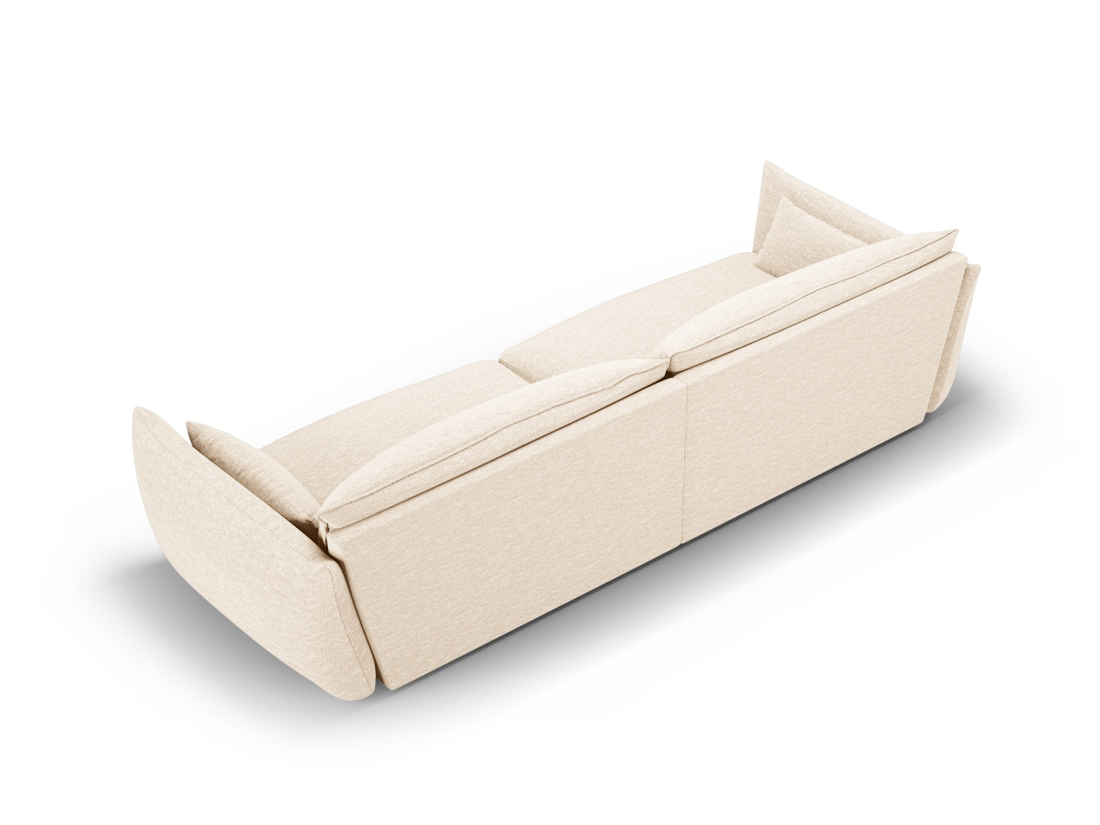 Elegantes 4-Sitzer Sofa Matera in sanftem Beige, ideal für stilvolle Wohnräume, entworfen von Cosmopolitan Design.