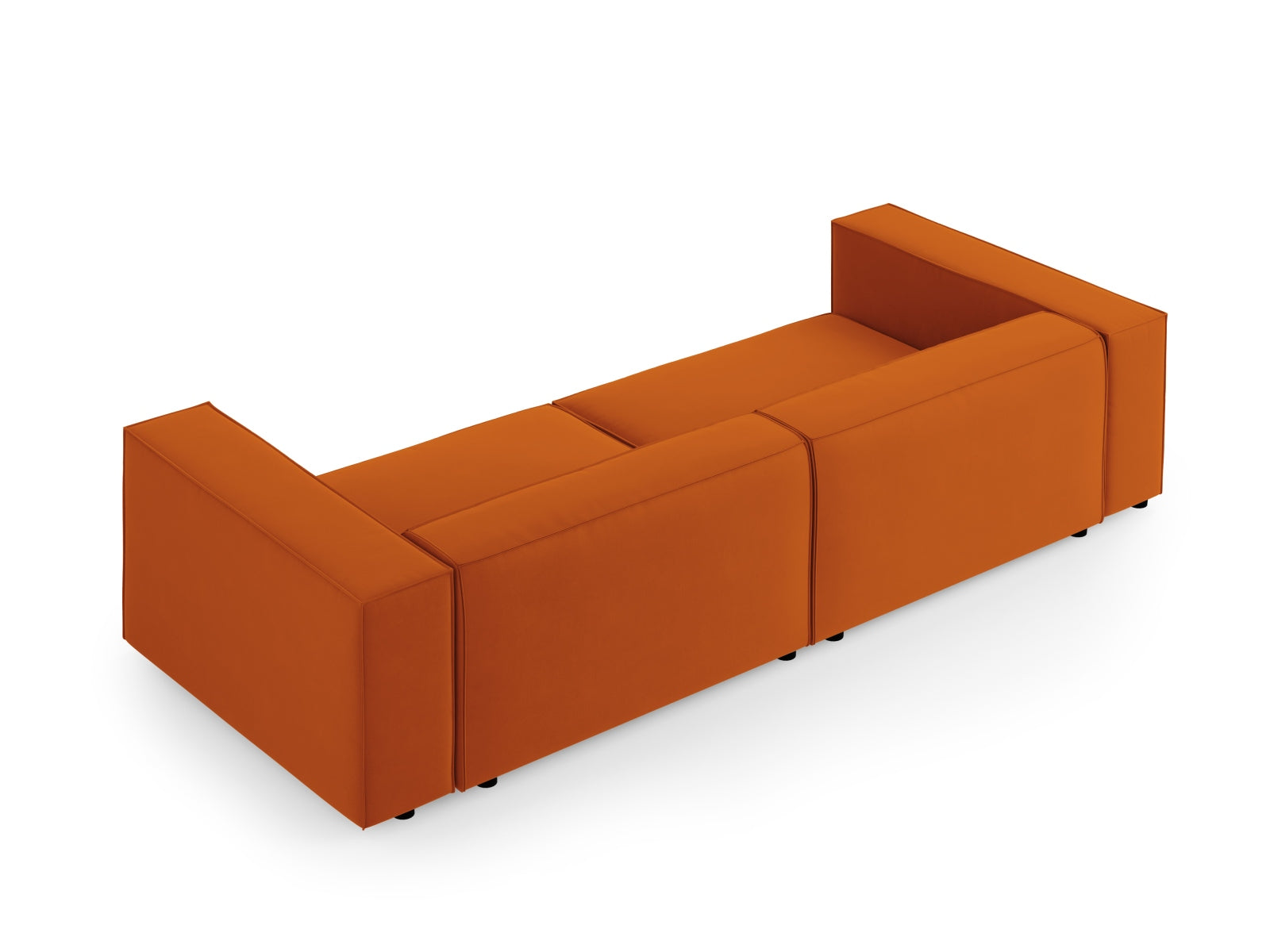 Arendal Velour Sofa 4 Sitzer in Terracotta präsentiert im Onlineshop von KAQTU Design AG. 4er Sofa ist von Cosmopolitan Design