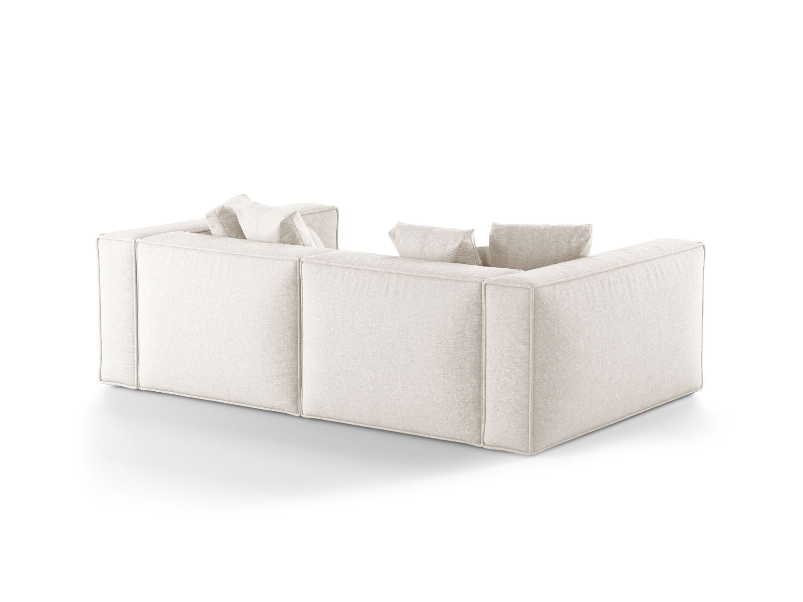 Elegantes 4-Sitzer Sofa Aveiro in sanftem Beige, ideal für stilvolle Wohnräume. Hochwertige Materialien und modernes Design von Cosmopolitan Design.