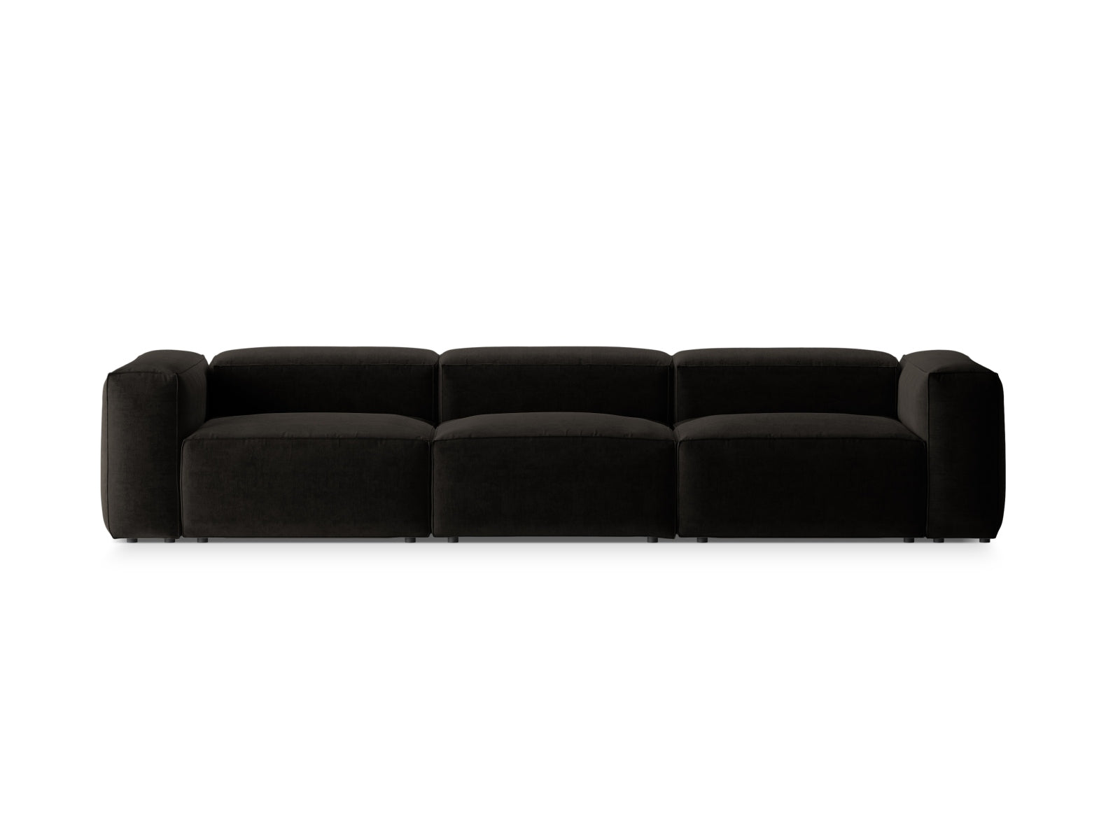 Bergamo Modular Sofa 4 Sitzer in Black präsentiert im Onlineshop von KAQTU Design AG. 4er Sofa ist von Cosmopolitan Design