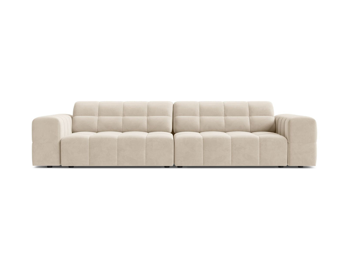 Chicago Velour Sofa 4 Sitzer 102cm in Light Beige-Bluvel präsentiert im Onlineshop von KAQTU Design AG. 4er Sofa ist von Cosmopolitan Design