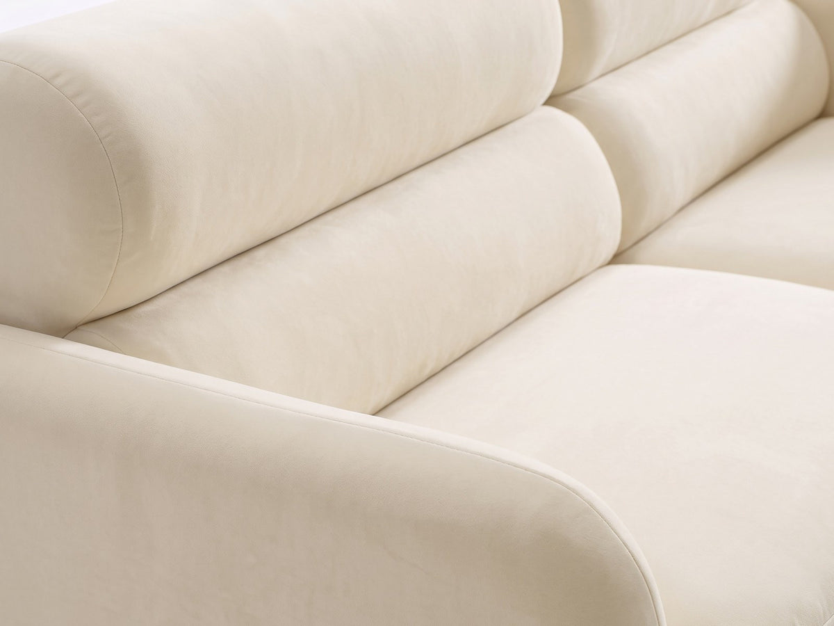 4er Sofa Malmo von Cosmopolitan Design mit Stoffbezug und kurzen schwarzen Kunststoffbeinen