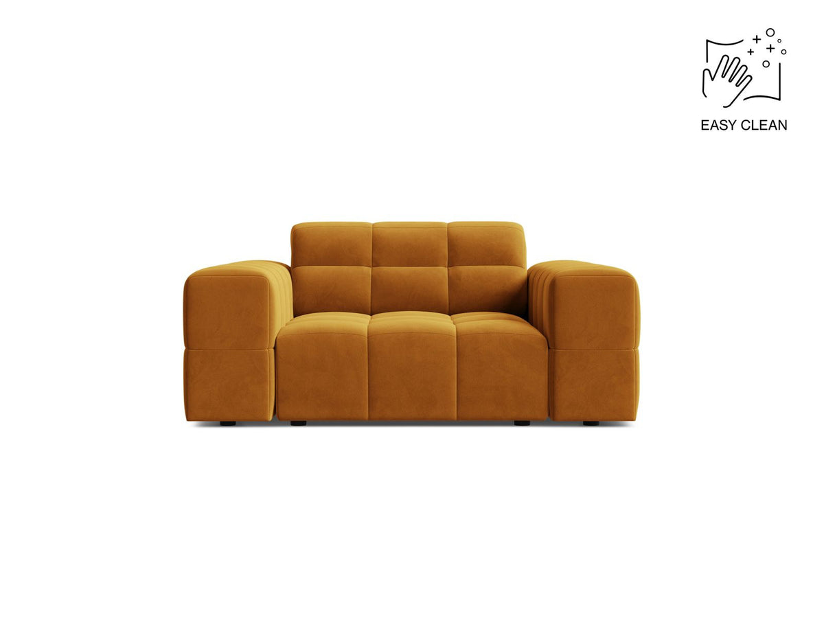 1-Sitzer Sessel Chicago von Cosmopolitan Design in Light Beige-Eden mit Chenille-Stoffbezug und schwarzen Kunststoffbeinen.