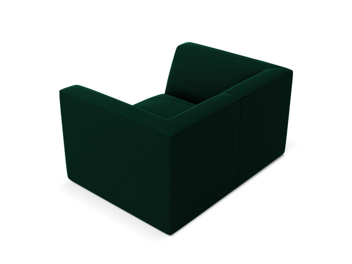 Beiger Samt-Sessel Siena von Cosmopolitan Design mit Massivholzrahmen, gepolsterter Sitzfläche und schwarzen Kunststoffbeinen.