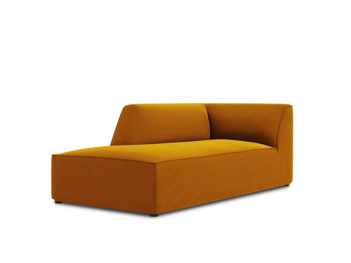 Chaiselongue Siena mit Samtbezug in Beige-Salvador, Massivholzrahmen, schwarze Kunststoffbeine, Sitzfläche 67x153cm, Ansicht von links.
