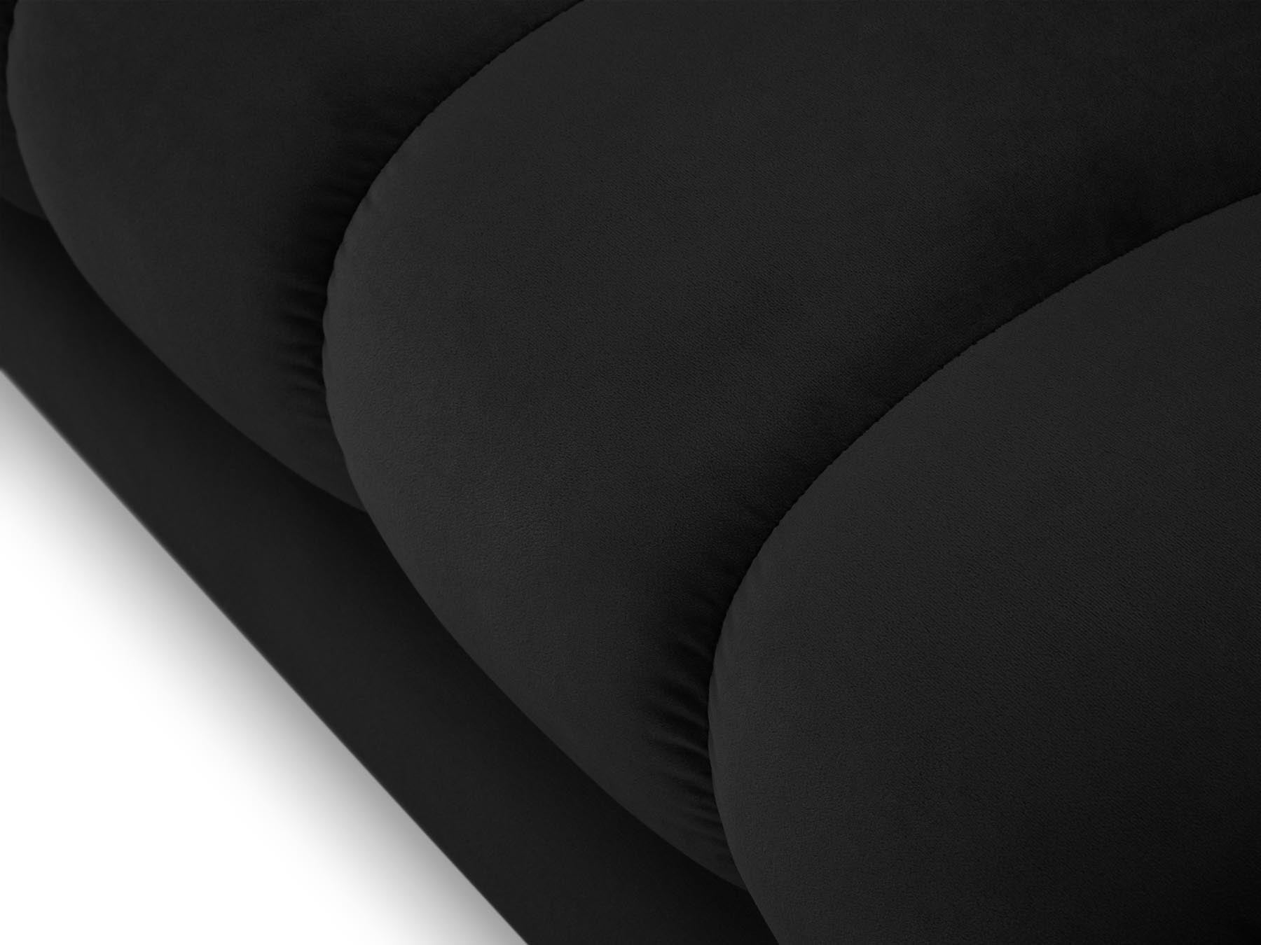 Elegante linke Chaise Longue Bali in Black-Bluvel, ideal für entspannte Momente und modernes Wohndesign. Teil des vielseitigen Sofas von Cosmopolitan Design.