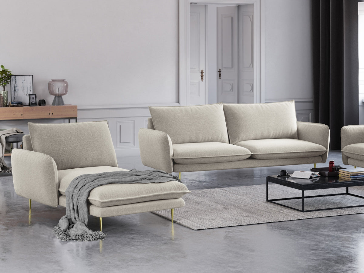 Vienna Sofa Chaise Lounge links 1 Sitz 110cm in Light Beige/Gold-Positano präsentiert im Onlineshop von KAQTU Design AG. L-Sofa links ist von Cosmopolitan Design