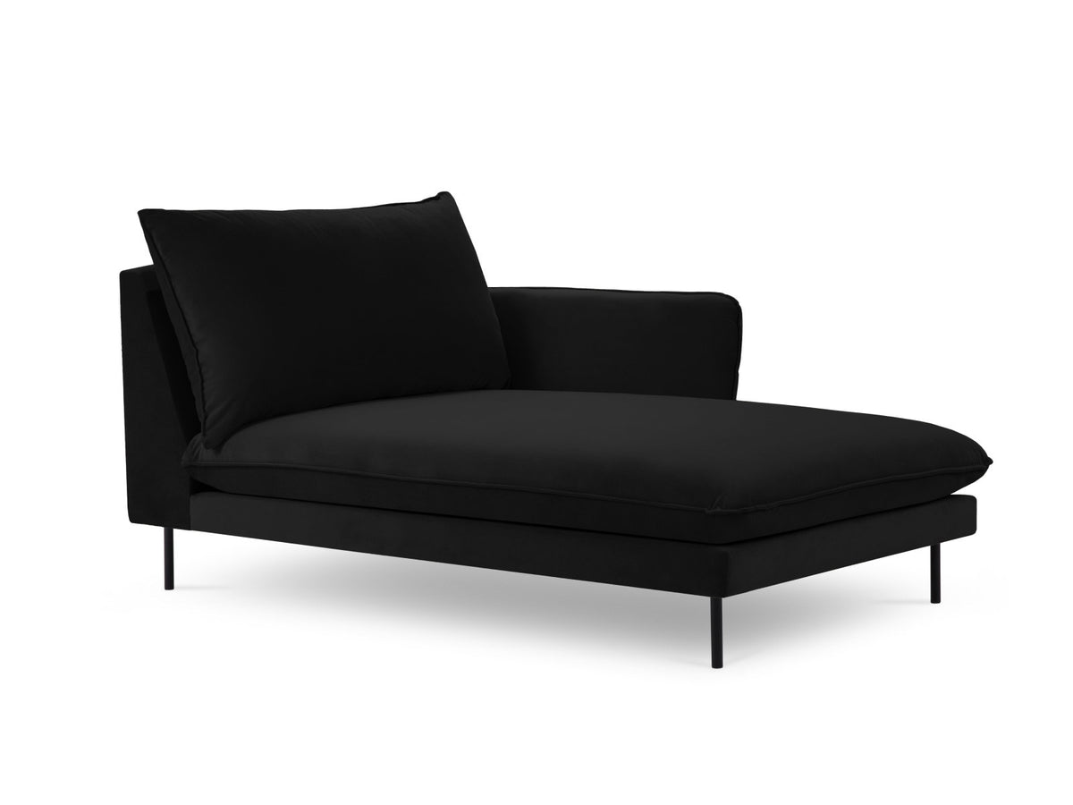 Vienna Velour Sofa Chaise Lounge rechts 1 Sitz 110cm in Black/Schwarz-Bluvel präsentiert im Onlineshop von KAQTU Design AG. L-Sofa rechts ist von Cosmopolitan Design