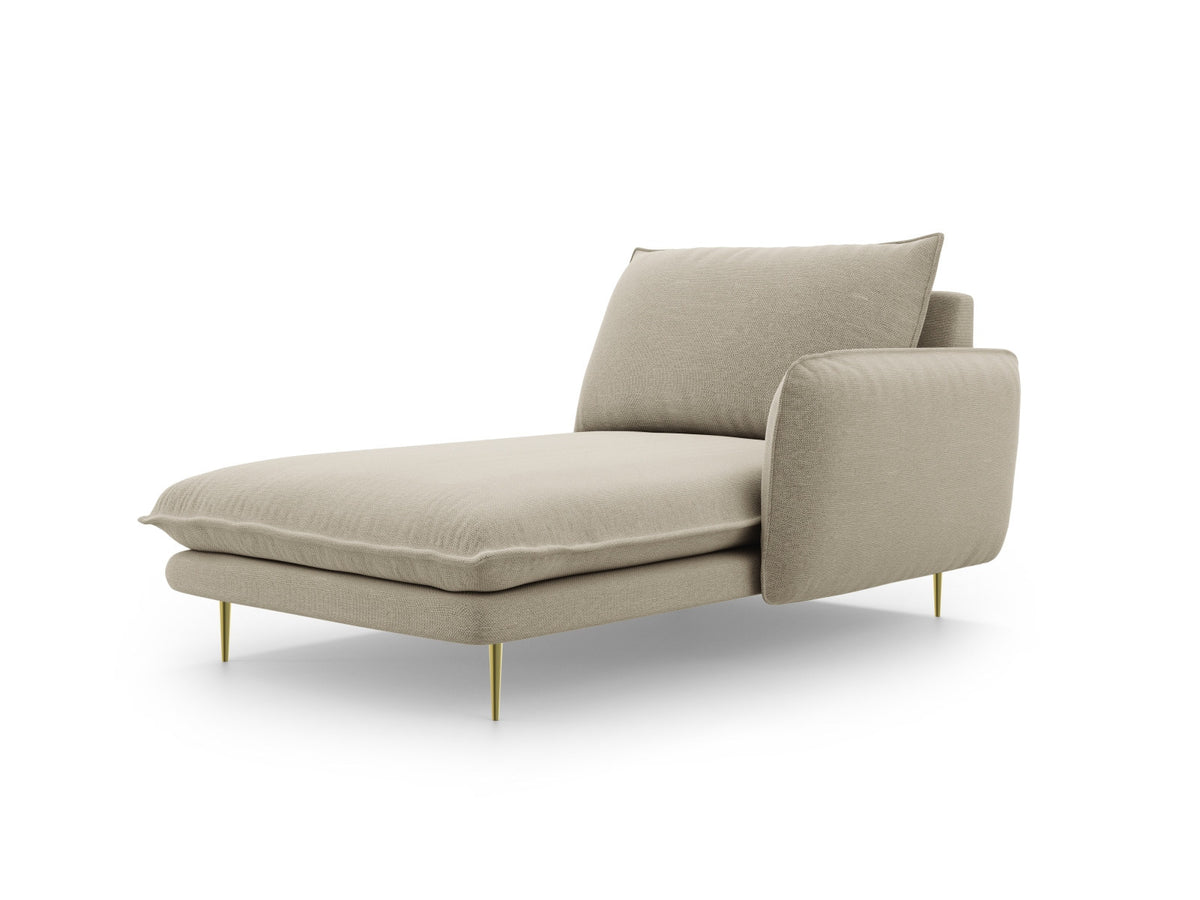 Vienna Sofa Chaise Lounge rechts 1 Sitz 110cm in Beige/Gold-Positano präsentiert im Onlineshop von KAQTU Design AG. L-Sofa rechts ist von Cosmopolitan Design