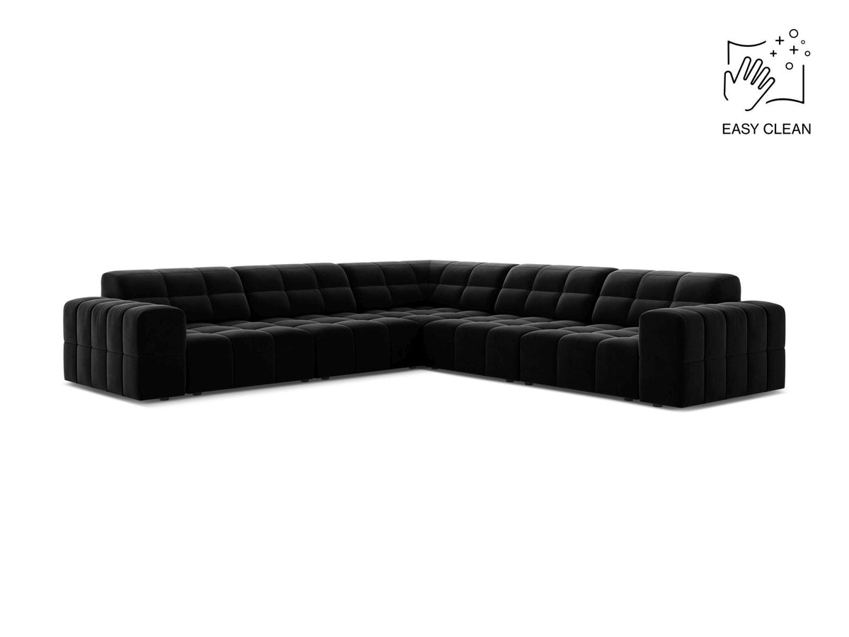 Ecksofa Chicago von Cosmopolitan Design in Light Beige-Eden mit Chenille-Stoff, Massivholzrahmen und schwarzen Kunststoffbeinen, 4-Sitzer-Form.
