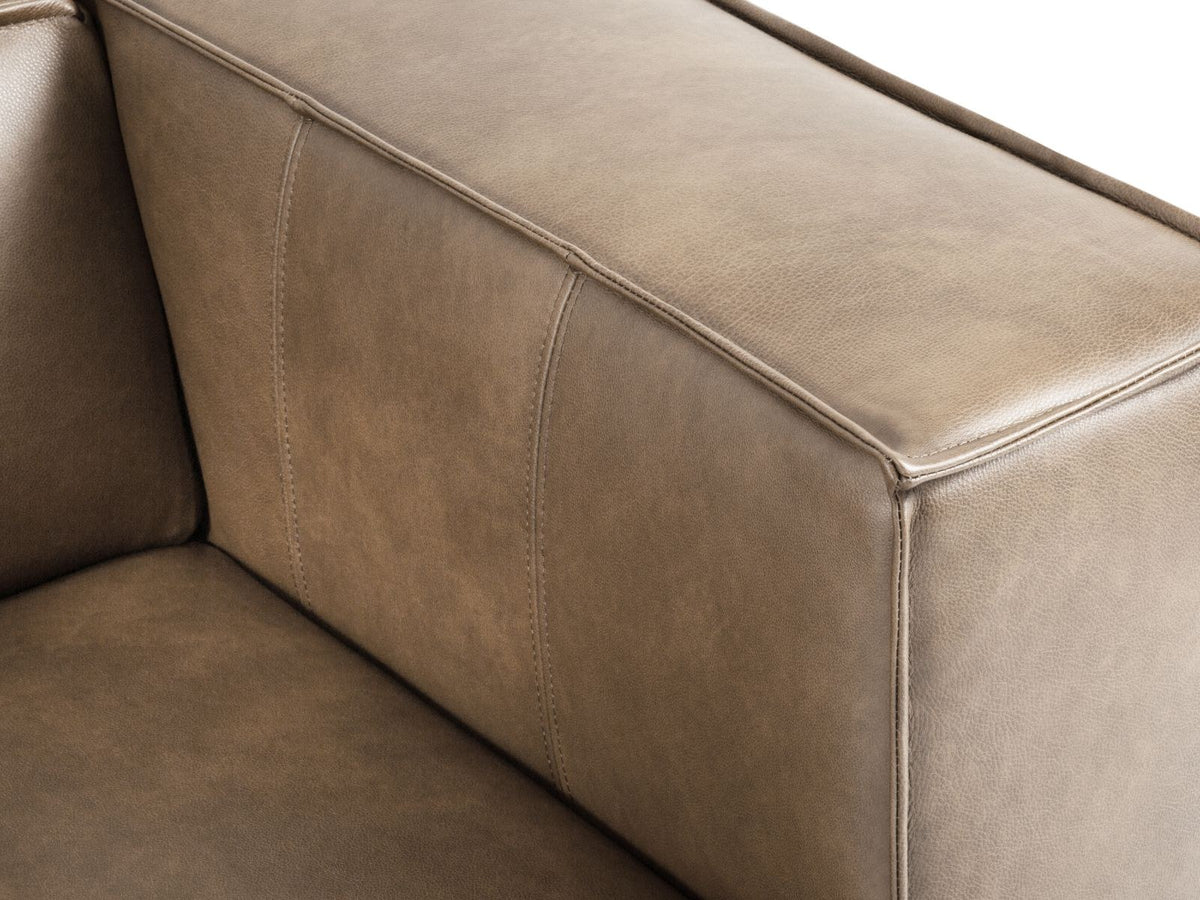 Symmetrisches Ecksofa Turin aus Rindsleder in Grey Brown-Granada, Massivholzrahmen, Beine aus schwarzem Buchenholz, 280x280cm.
