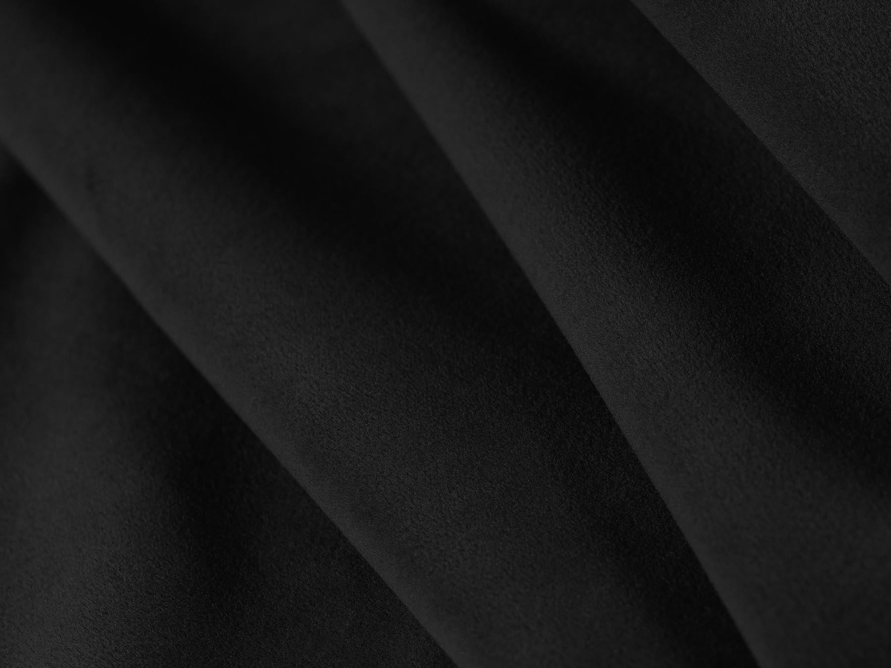 Modernes 4-Sitzer Ecksofa links Matera in elegantem Schwarz, perfekt für Wohnräume und als praktisches Schlafsofa mit Stauraum.