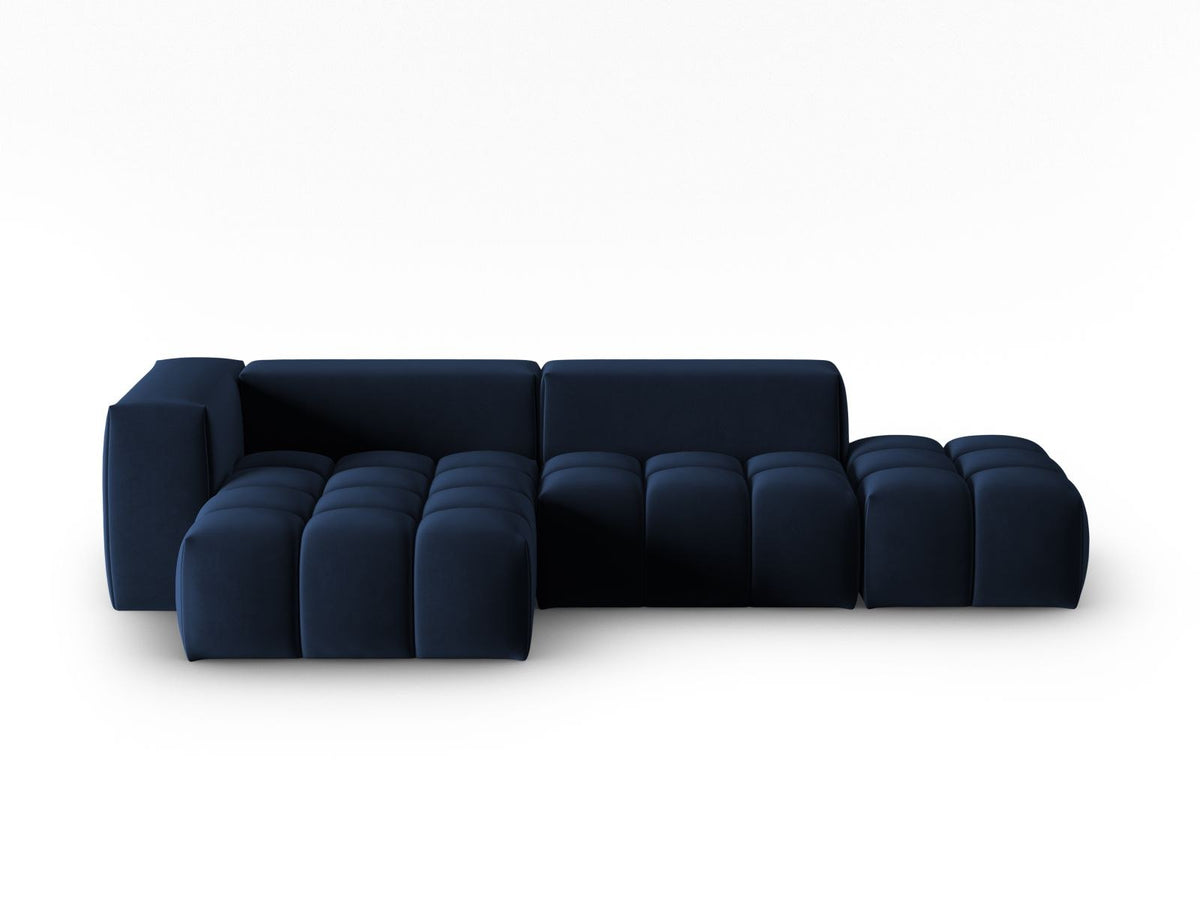 Modulares Ecksofa Verona in Sand-Casino Samt mit Récamiere links, schwarzen Kunststoffbeinen und weicher Velours-Polsterung, 4 Sitzplätze.
