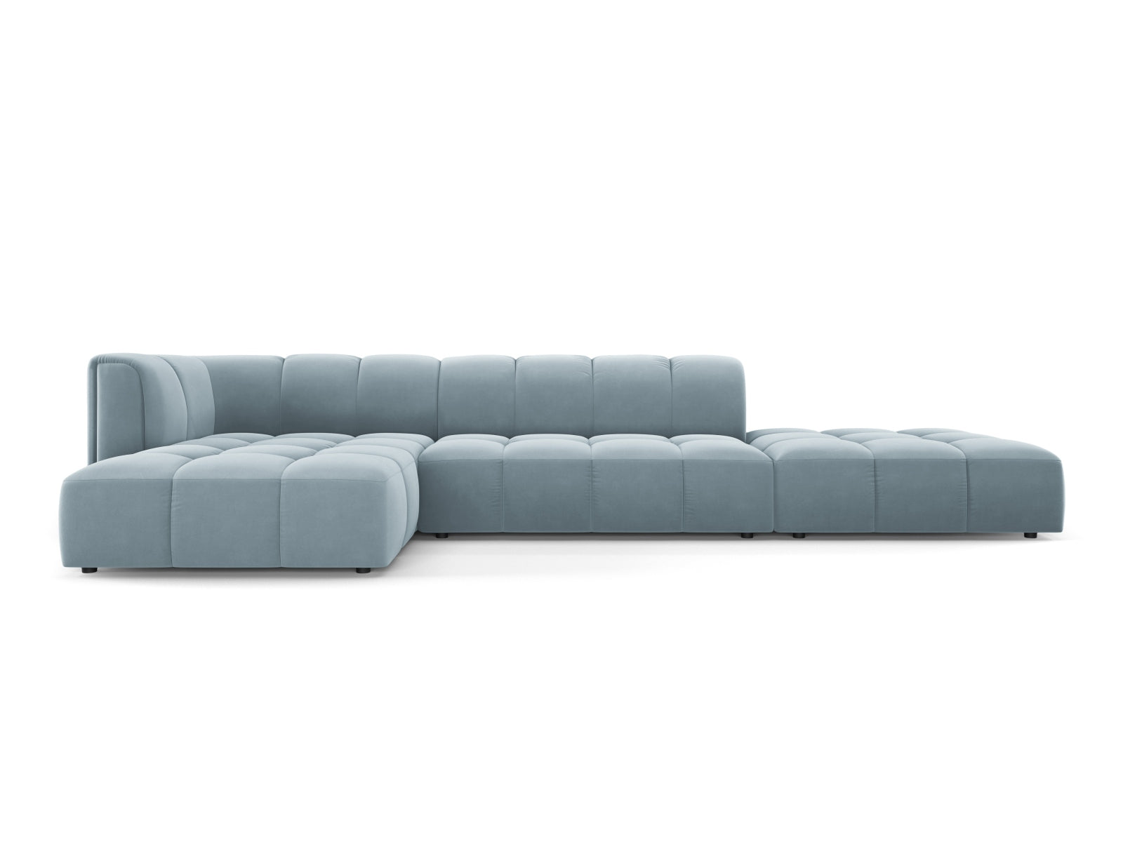 Modulares 5-Sitzer Ecksofa Moritz in sanftem Hellblau, ideal für gemütliche Abende und moderne Wohnkonzepte.