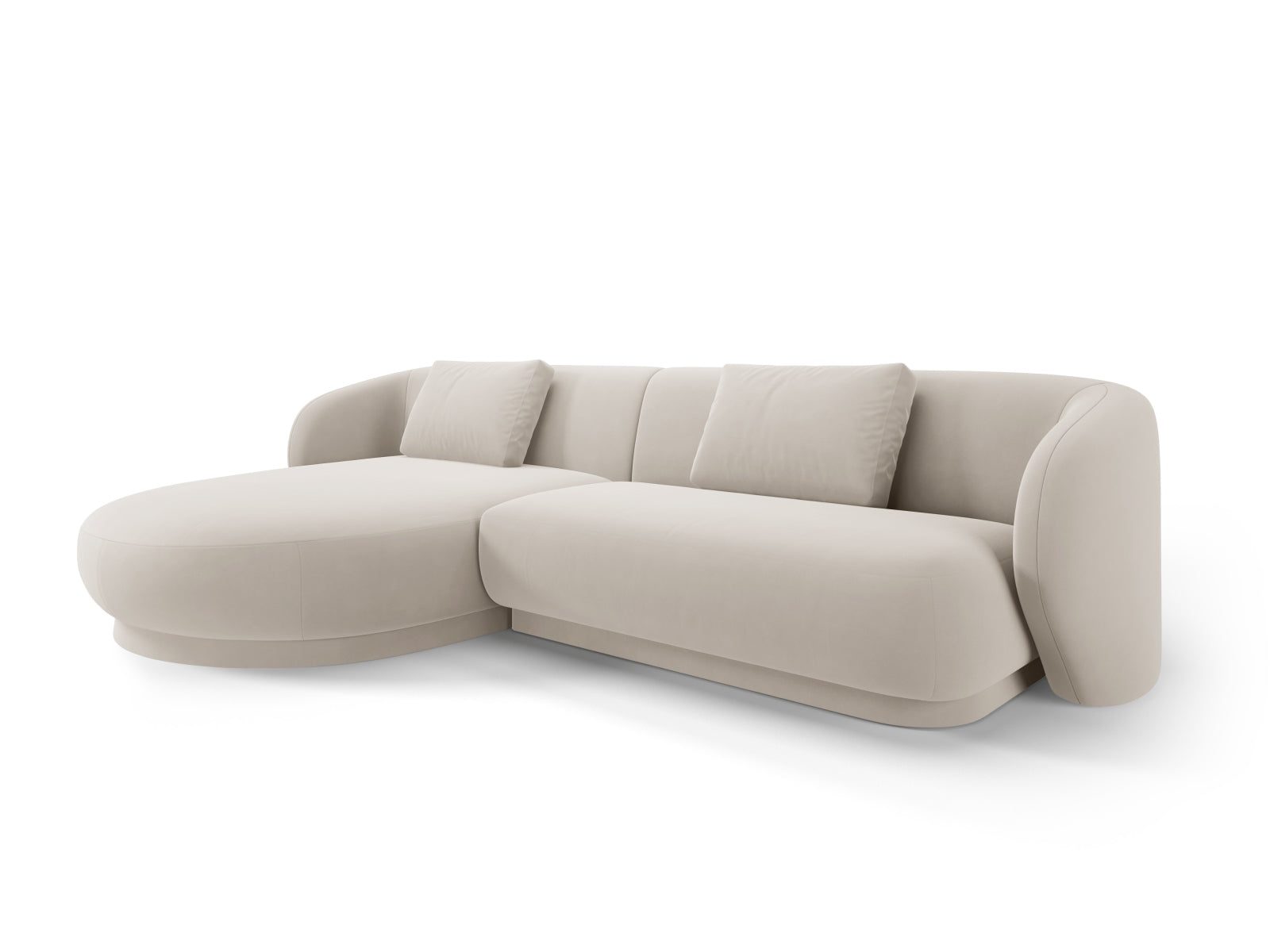Camden Velour links Ecksofa 4 Sitzer in Ecru präsentiert im Onlineshop von KAQTU Design AG. Ecksofa links ist von Cosmopolitan Design