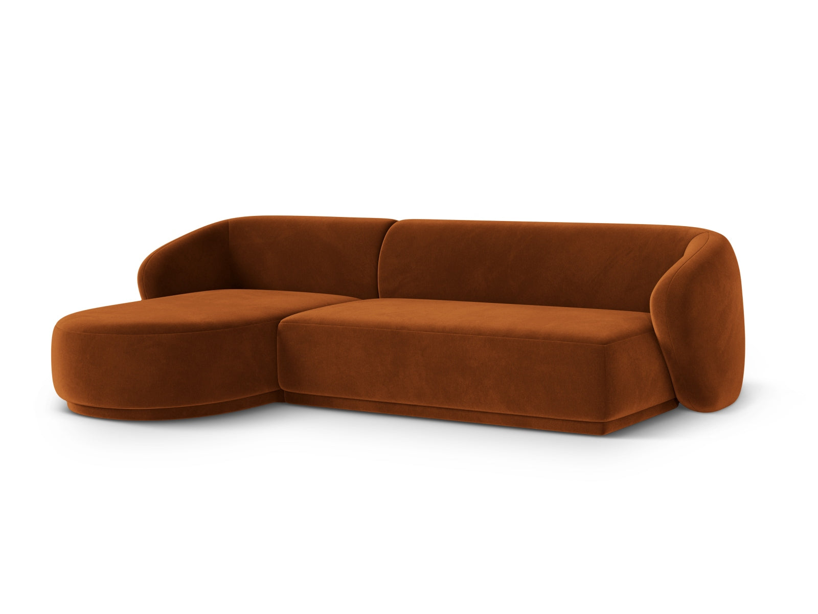 Stylisches 4-Sitzer Ecksofa links Gomera in warmem Terracotta, ideal für moderne Wohnräume, erhältlich bei KAQTU Design AG.