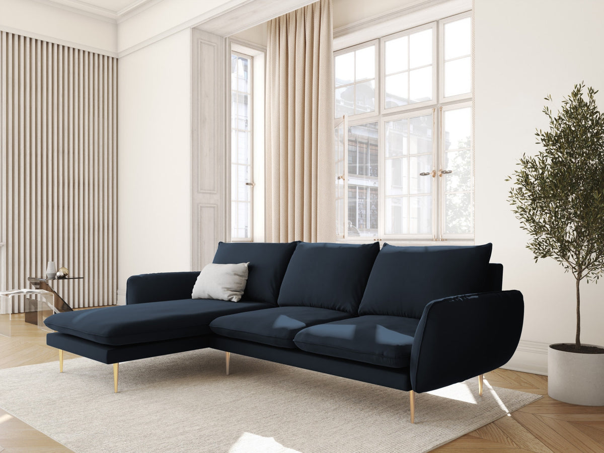 Vienna Velour Ecksofa links 5 Sitzer 170cm in Dark Blue/Gold-Bluvel präsentiert im Onlineshop von KAQTU Design AG. Ecksofa links ist von Cosmopolitan Design