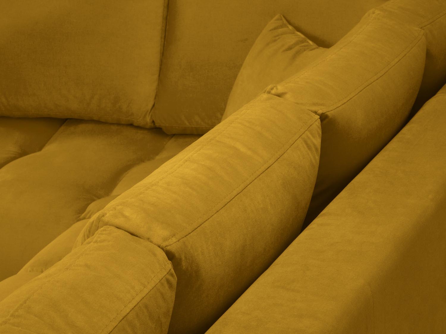 Entdecken Sie das elegante Hastings Velour links Ecksofa 5 Sitzer von Cosmopolitan Design – perfekt für Ihr modernes Zuhause und höchsten Sitzkomfort.