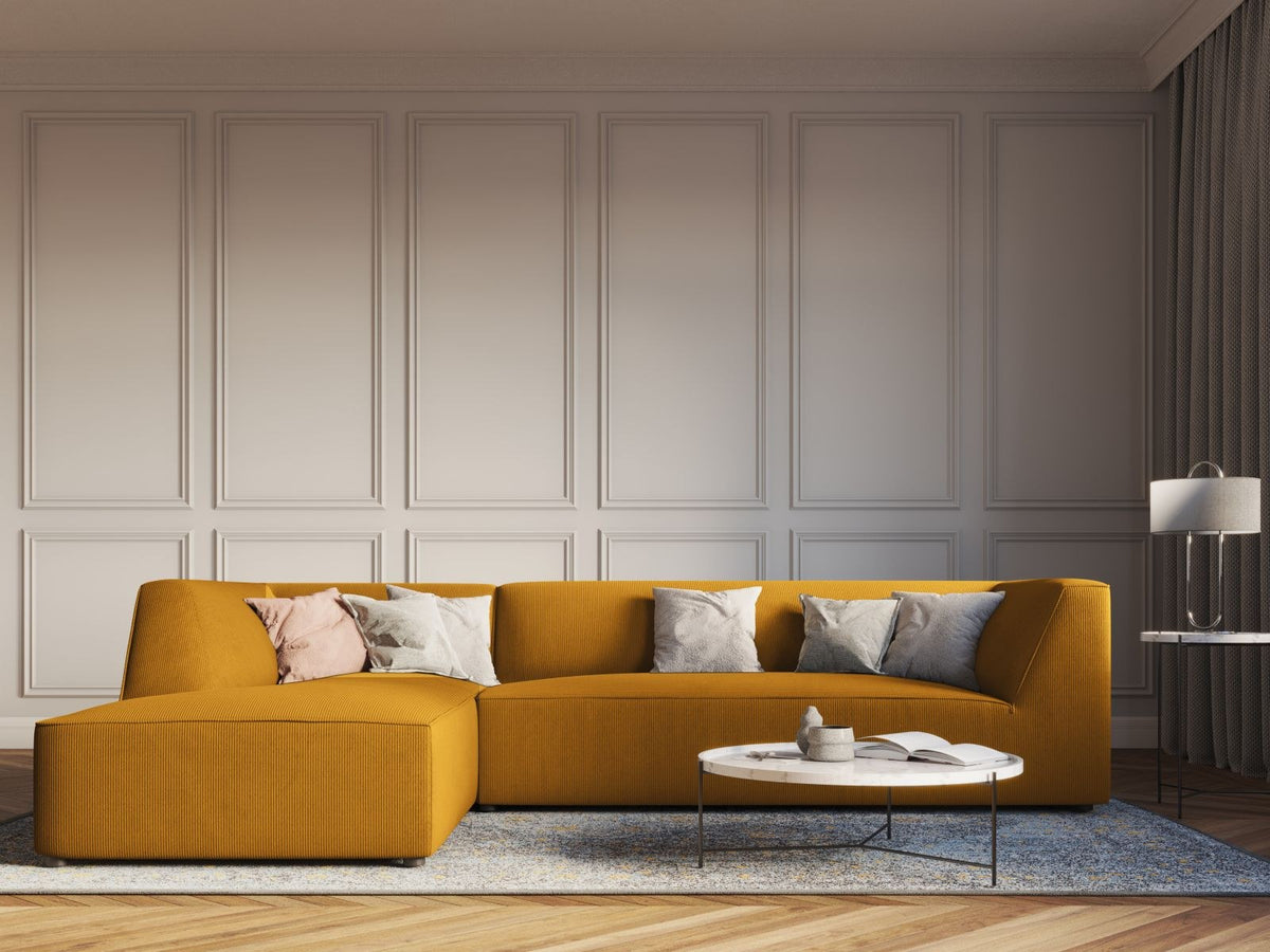 Modulares Ecksofa Siena links, 4-Sitzer, Light Beige-Scala Stoff, Massivholzrahmen, schwarze Kunststoffbeine, Sitzhöhe 40 cm.
