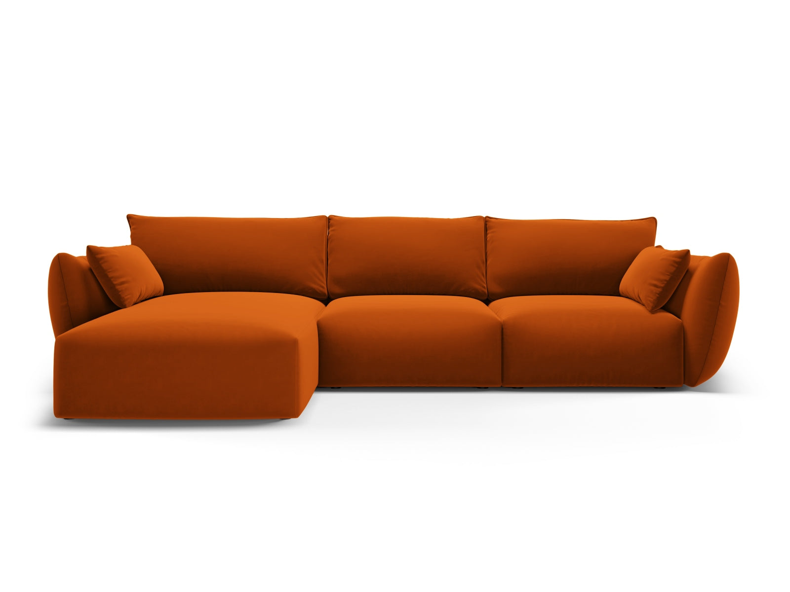 Elegantes 5-Sitzer Ecksofa links Matera in warmem Terracotta, ideal für stilvolle und einladende Wohnräume.