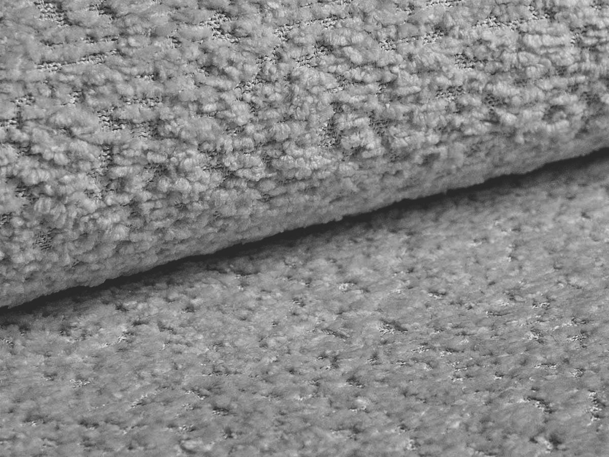 Kemi Kissen 10cm von Cosmopolitan Design in Light Beige-CORAL mit Bouclé-Stoffbezug, quadratische Form, auf hellem Hintergrund fotografiert.