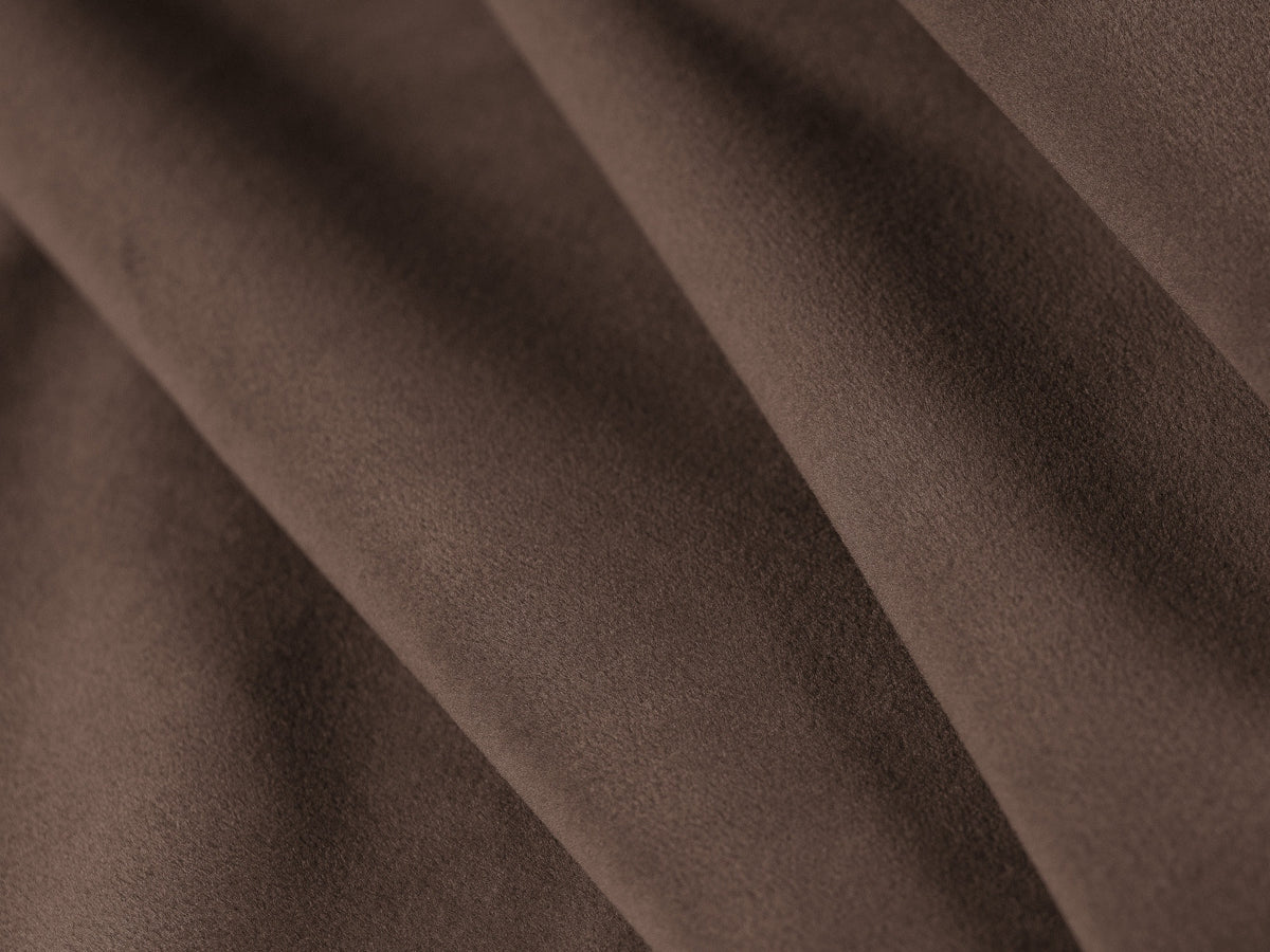 Beige-Salvador Samtkissen Kemi von Cosmopolitan Design, rechteckige Form mit weichem Velours-Bezug und Holzgestell, Grösse 55x10x40 cm.
