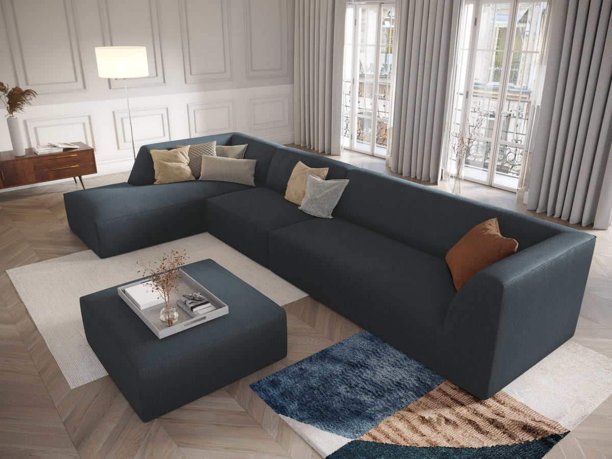 Runder Pouf mit hellblauem Cordstoff-Bezug, schwarzen Kunststoffbeinen und Massivholzrahmen, Modell Siena von Cosmopolitan Design.