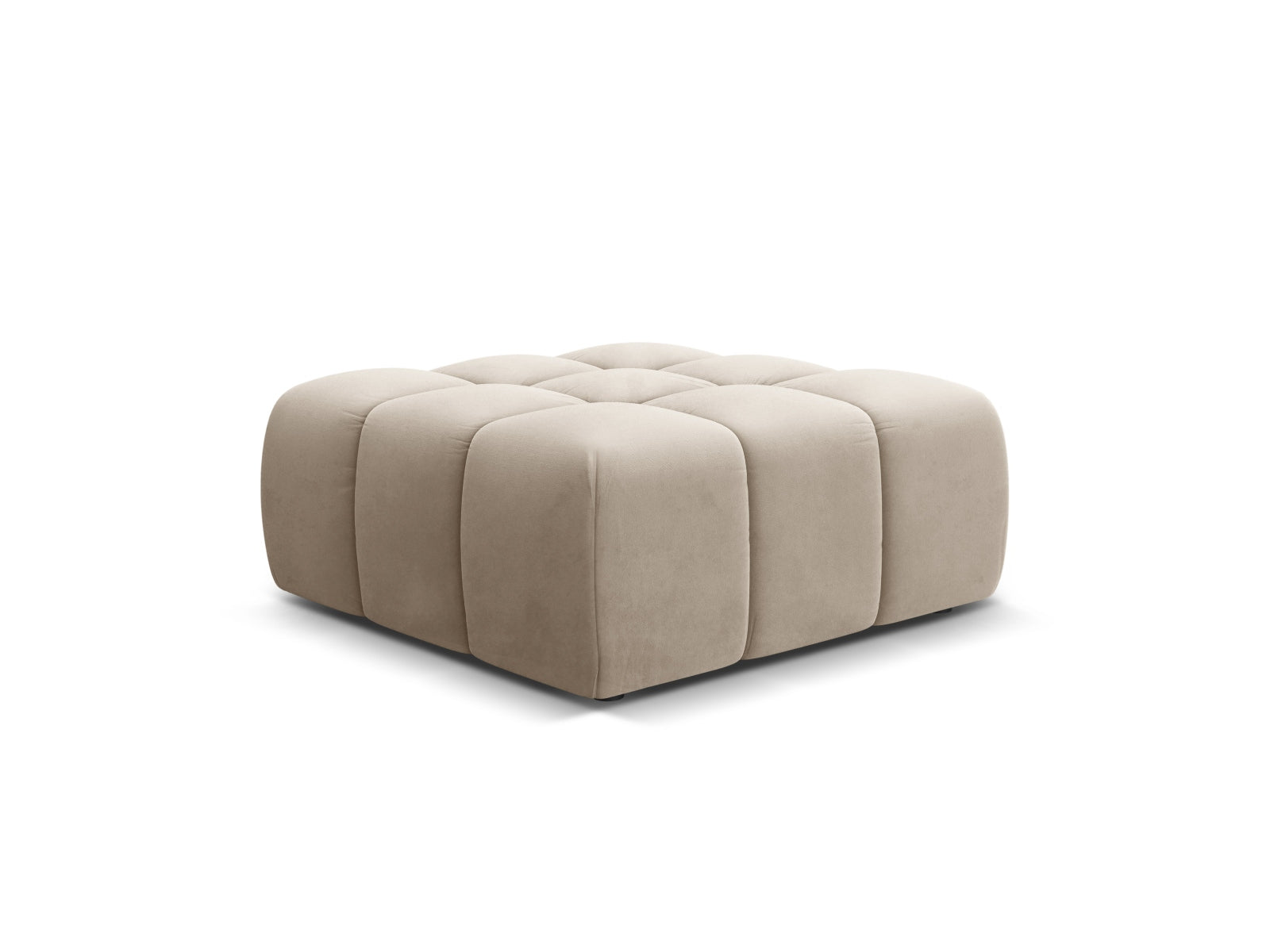 Eleganter 1-Sitzer Pouf Hawaii in sanftem Beige aus Magic Velvet, ideal für stilvolle Wohnräume und gemütliche Akzente.