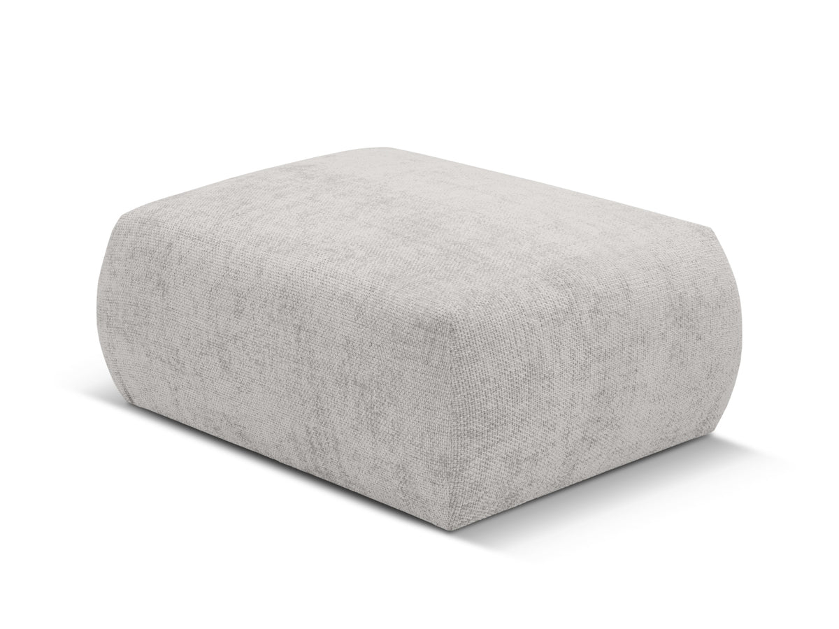 Gepolsterter Pouf Matera mit Velourbezug auf schwarzen Kunststoffbeinen, Cosmopolitan Design