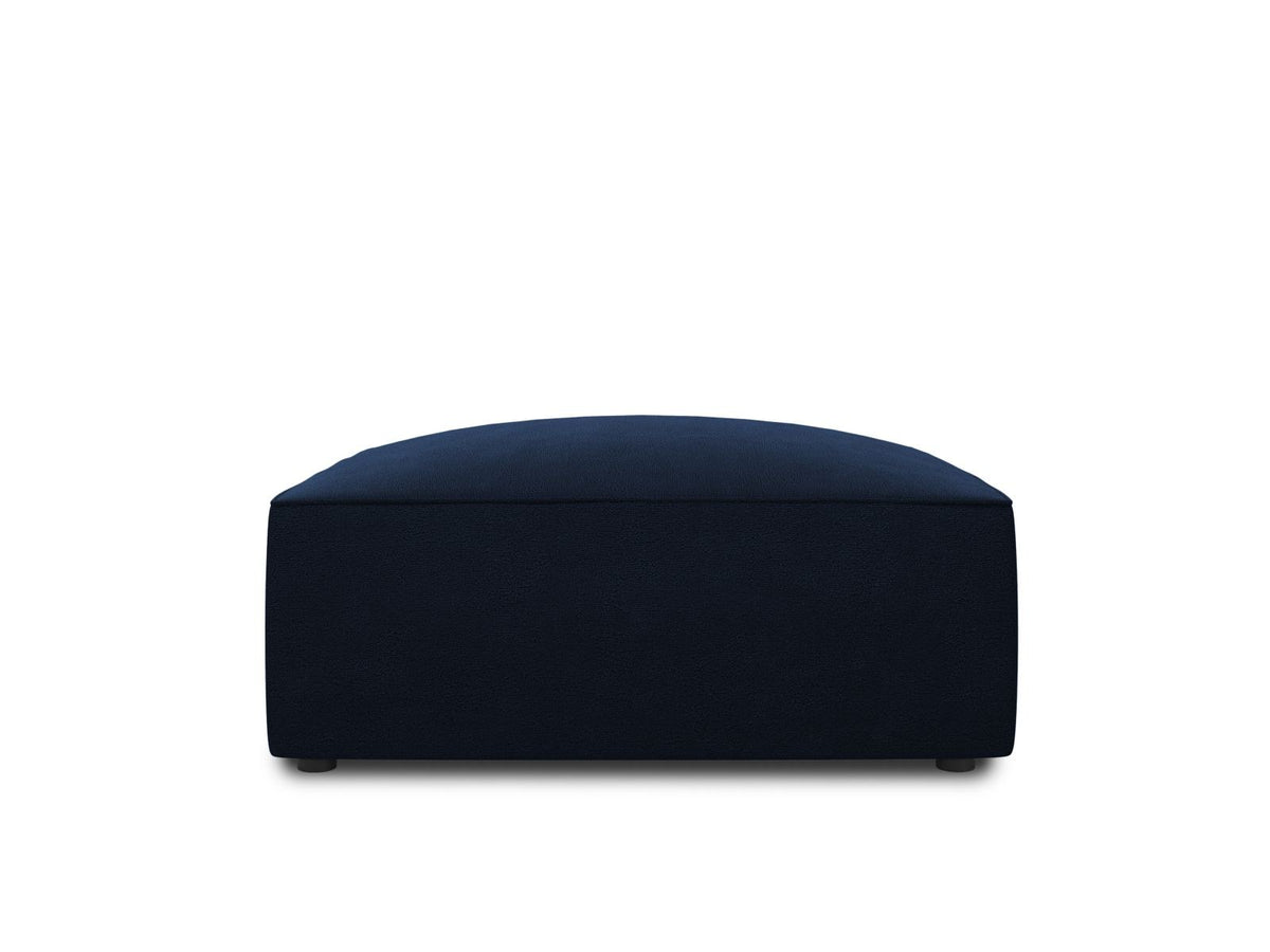 Beiger Samt-Pouf mit gepolstertem Sitz, Velours-Stoff und schwarzen Kunststoffbeinen, Modell Siena von Cosmopolitan Design.