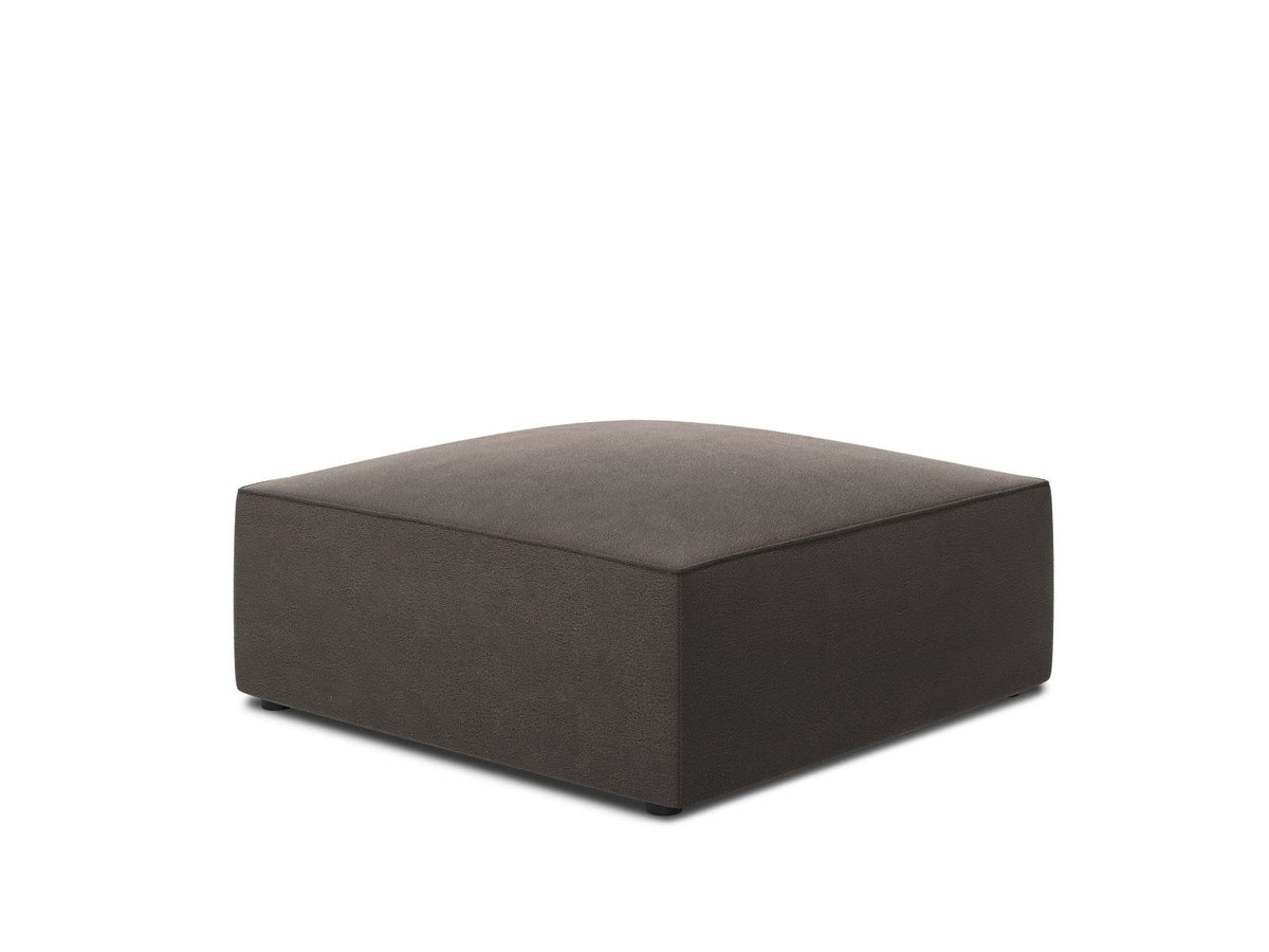 Beiger Samt-Pouf mit gepolstertem Sitz, Velours-Stoff und schwarzen Kunststoffbeinen, Modell Siena von Cosmopolitan Design.