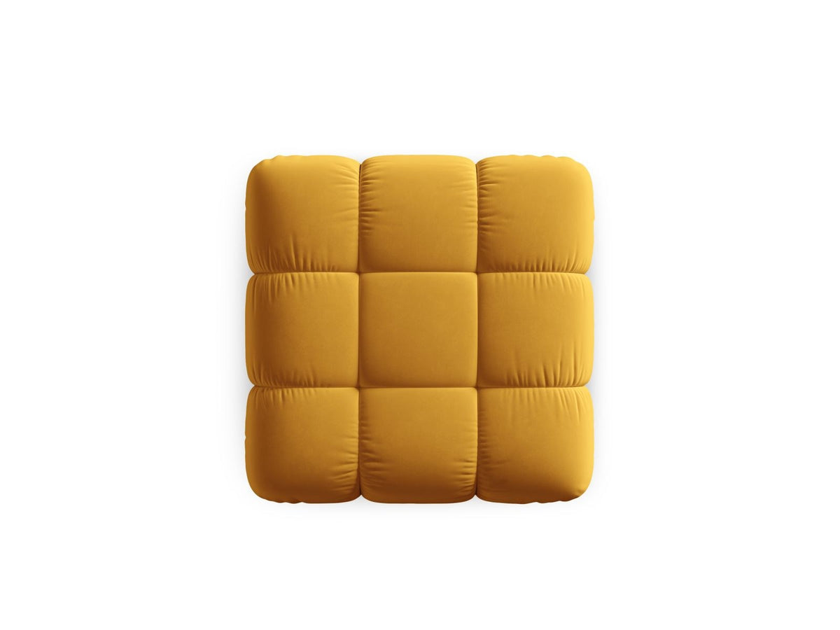 Rosafarbener Samt-Pouf Cortina von Cosmopolitan Design, quadratische Form, schwarze Kunststoffbeine, Sitzhöhe 43cm, Frontalansicht auf hellem Hintergrund