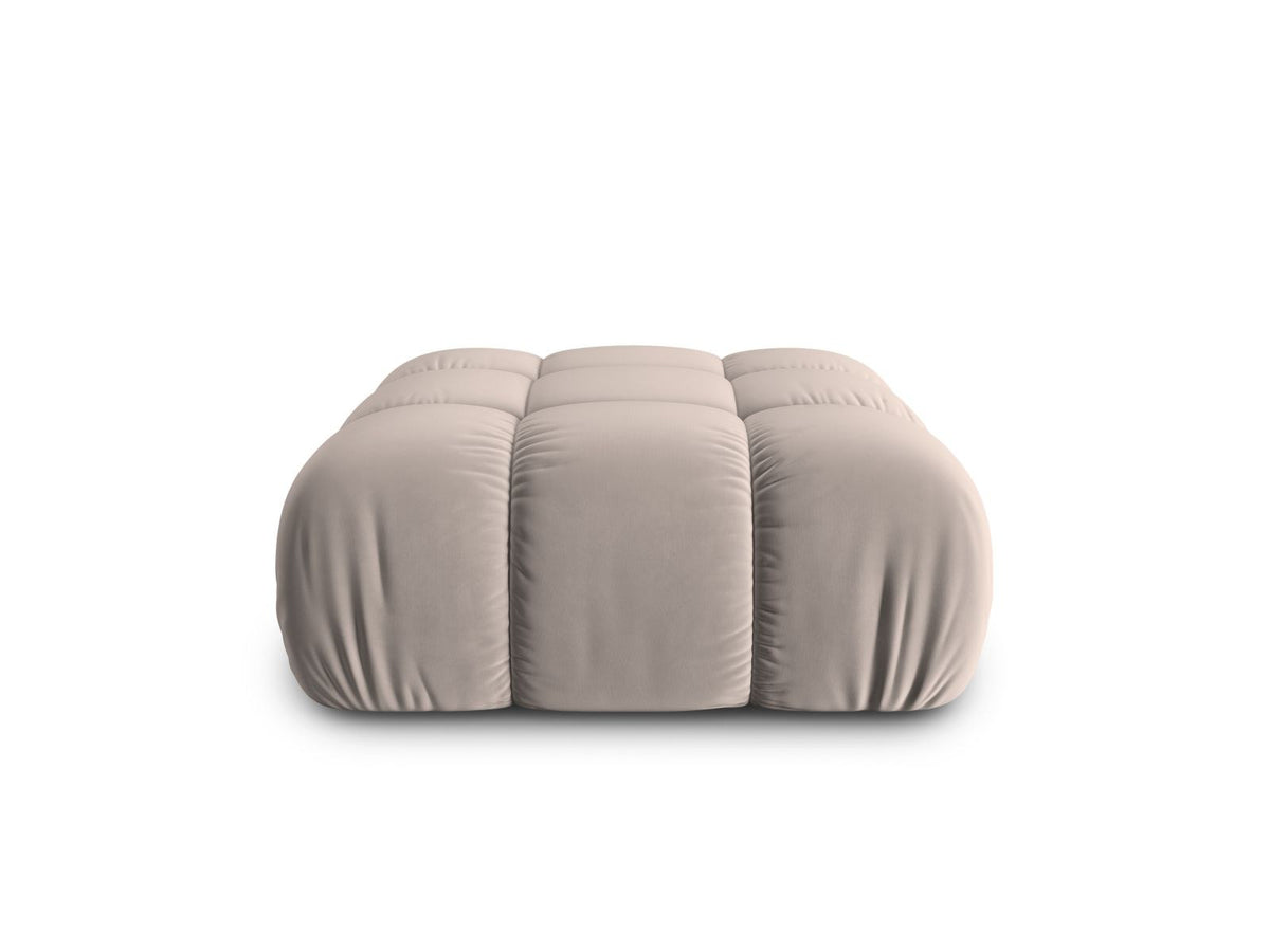 Rosafarbener Samt-Pouf Cortina von Cosmopolitan Design, quadratische Form, schwarze Kunststoffbeine, Sitzhöhe 43cm, Frontalansicht auf hellem Hintergrund