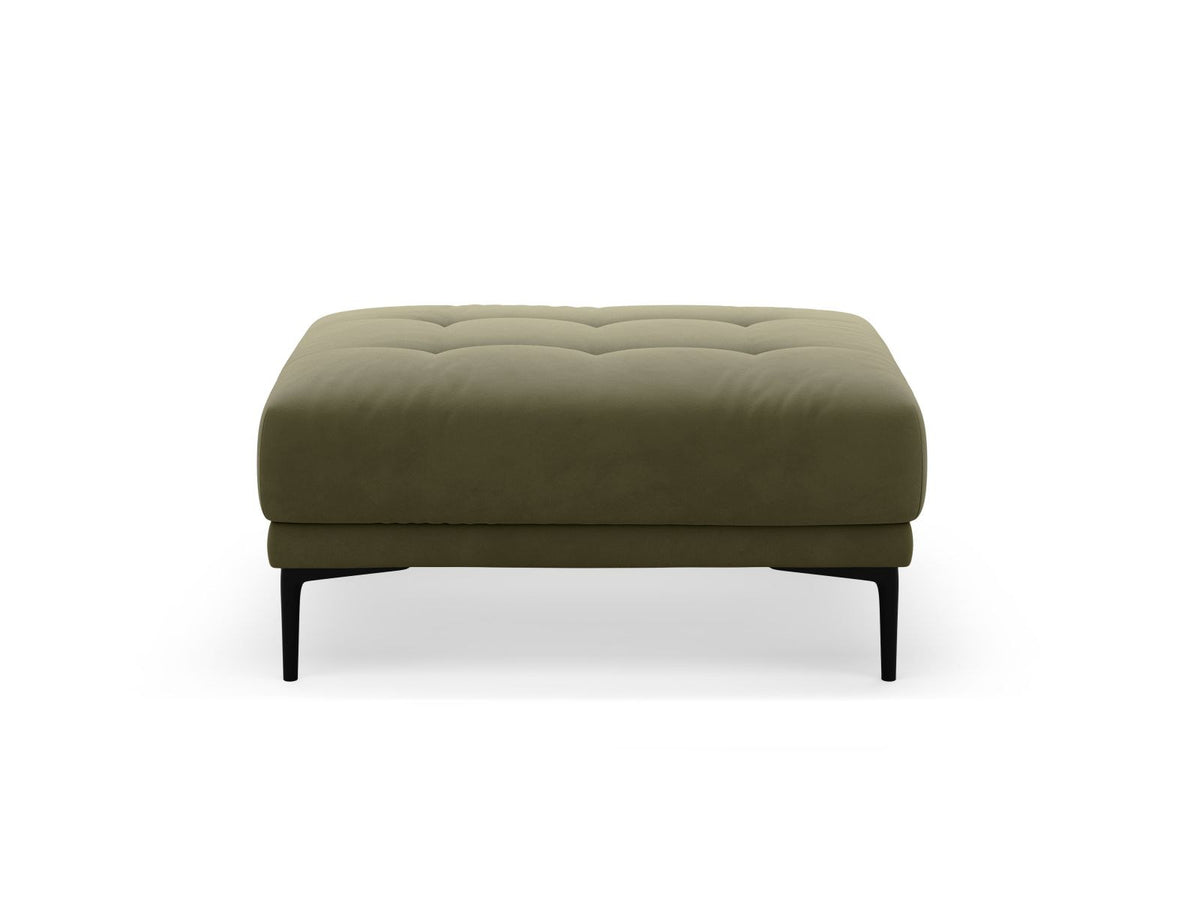 Beige-farbener Samt-Pouf Lazio mit rundlicher Sitzfläche, schwarzen Metallbeinen aus Stahl und Velours-Bezug Salvador.