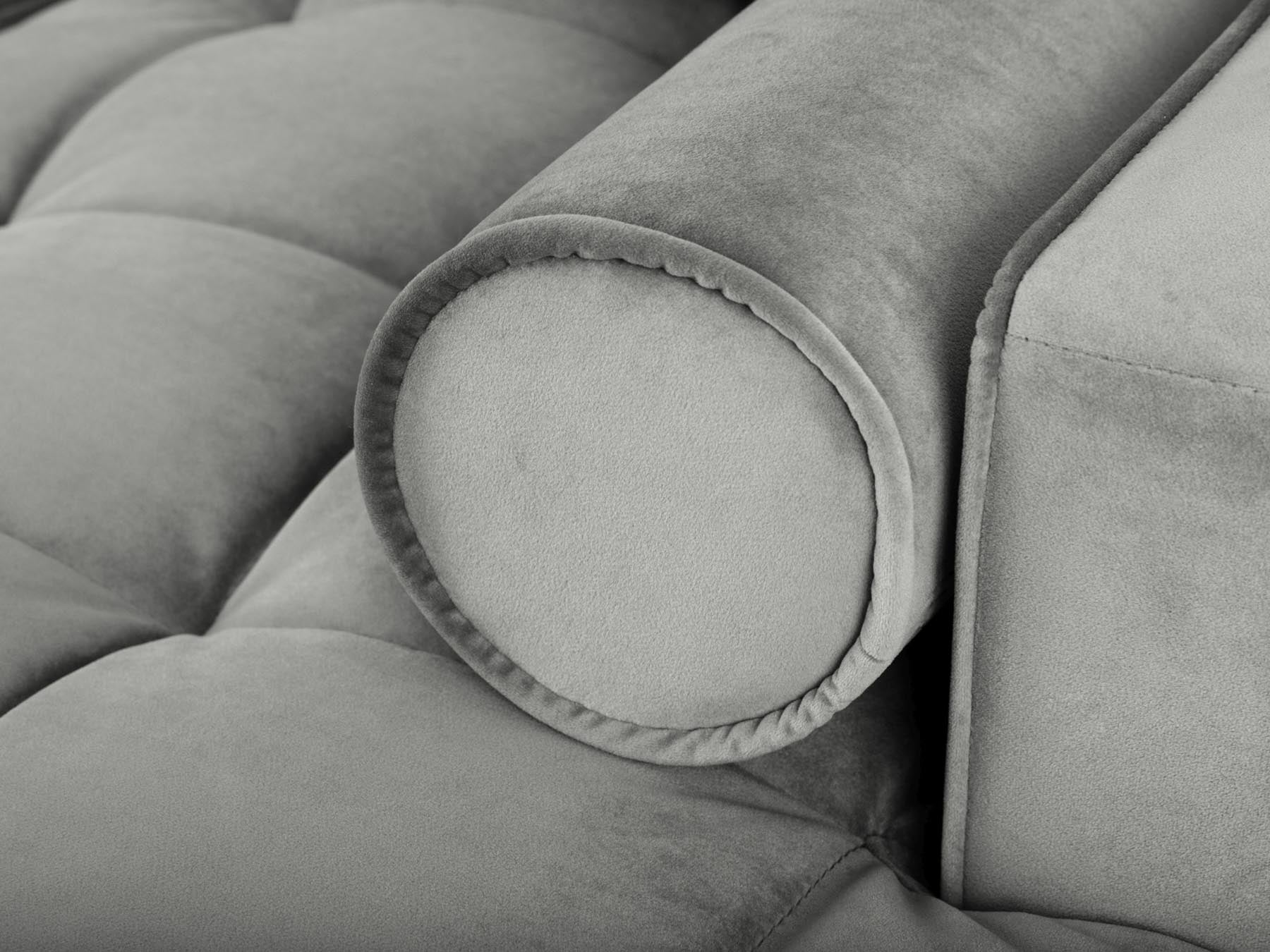 Modernes 5-Sitzer Ecksofa Aspen in elegantem Grau, ausgestattet mit einer praktischen Schlaffunktion und cleverem Stauraum für mehr Komfort.