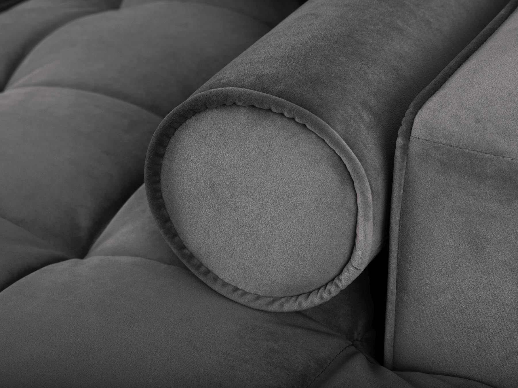 Modernes 5-Sitzer Ecksofa in Dunkelgrau, ideal für Wohnzimmer, mit praktischer Schlaffunktion und integriertem Stauraum für optimale Raumnutzung.