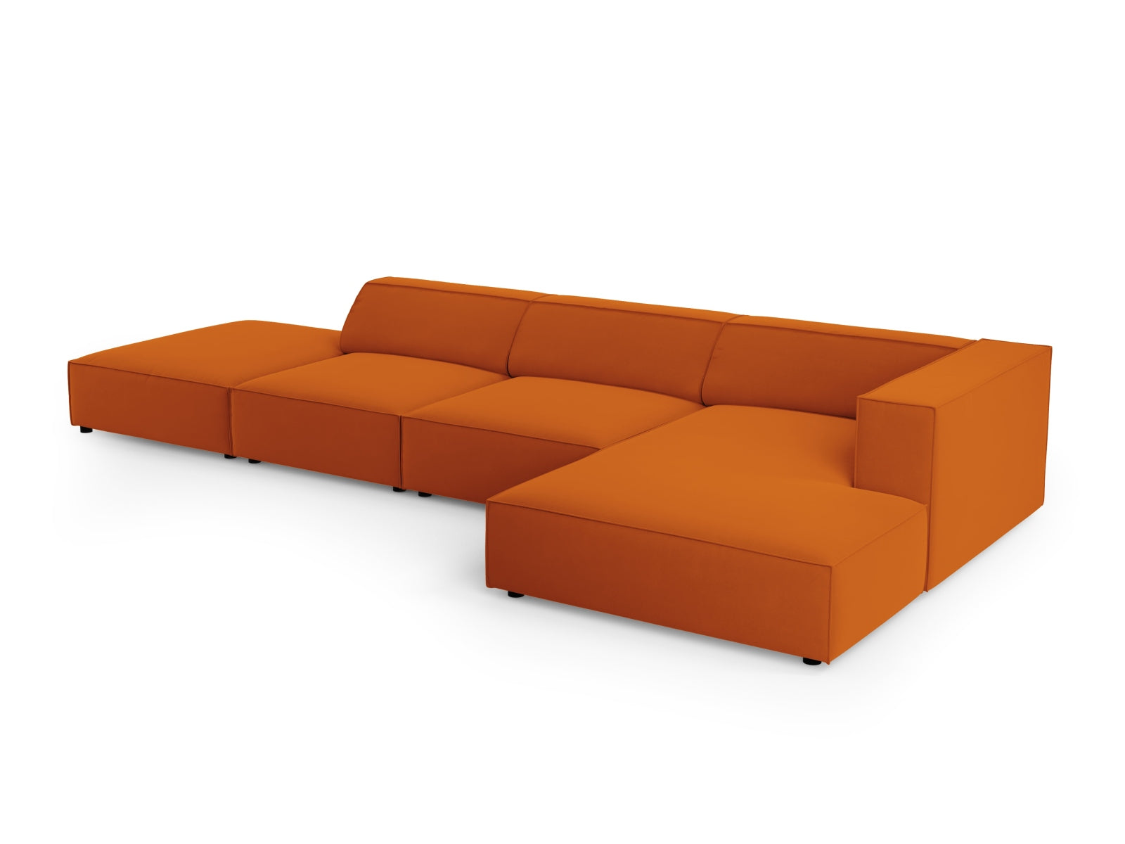 Arendal Velour Ecksofa rechts 5 Sitzer in Terracotta präsentiert im Onlineshop von KAQTU Design AG. Ecksofa rechts ist von Cosmopolitan Design